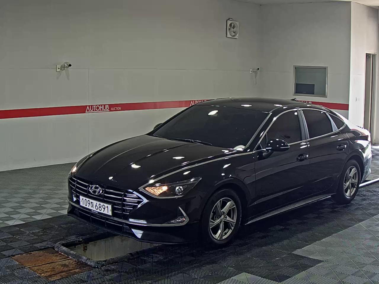HYUNDAI SONATA (DN8) RENTAL CAR