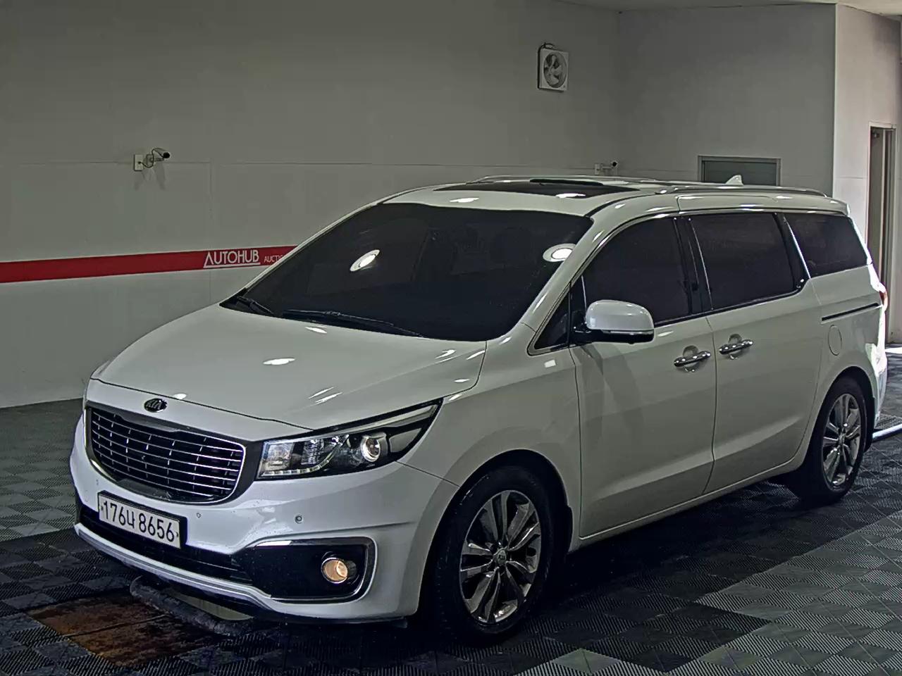 2017 - kia carnival