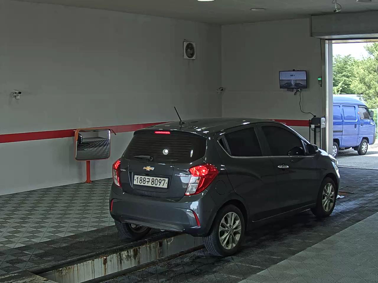 2022 - chevrolet spark