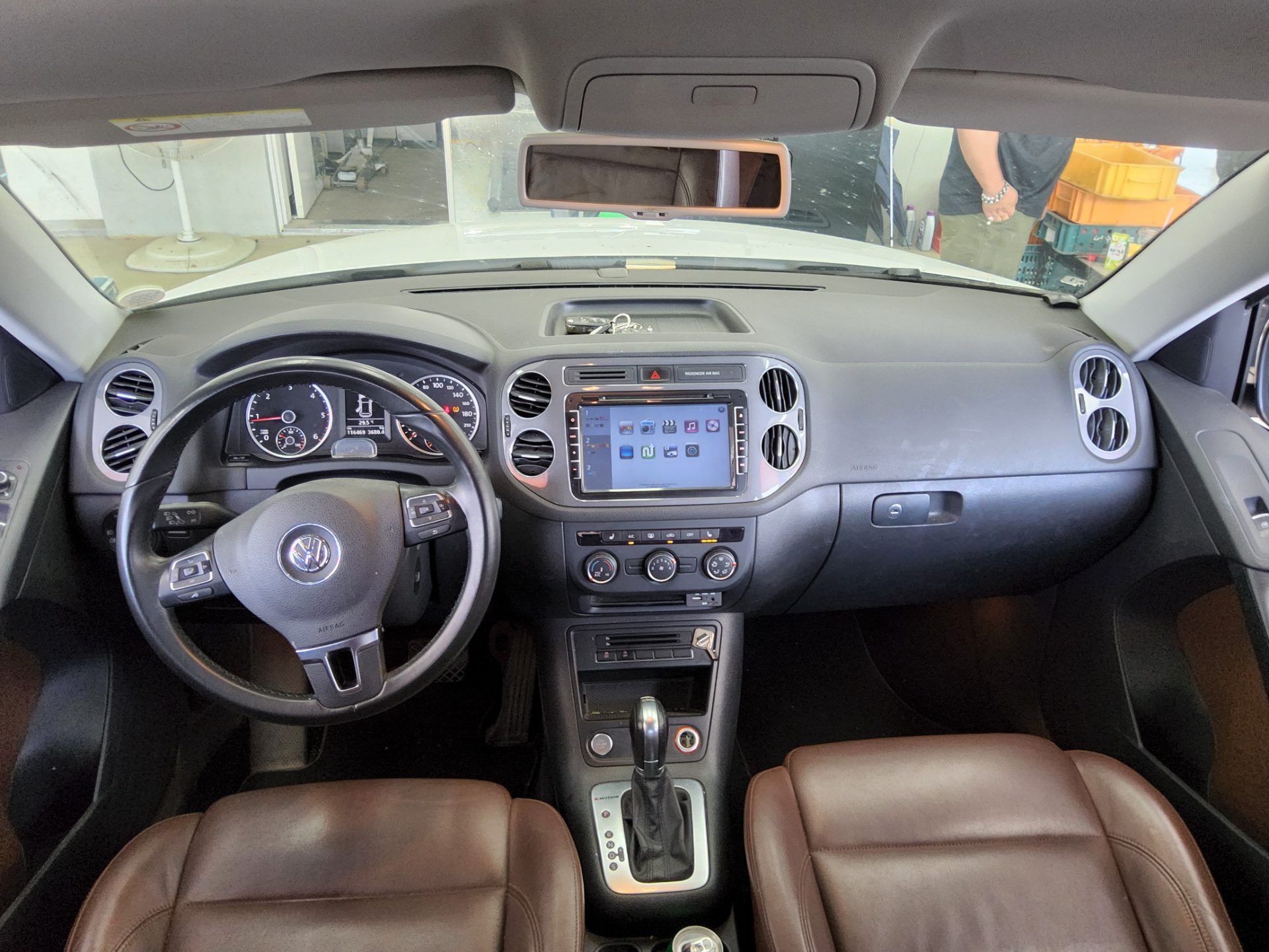 2016 - volkswagen tiguan