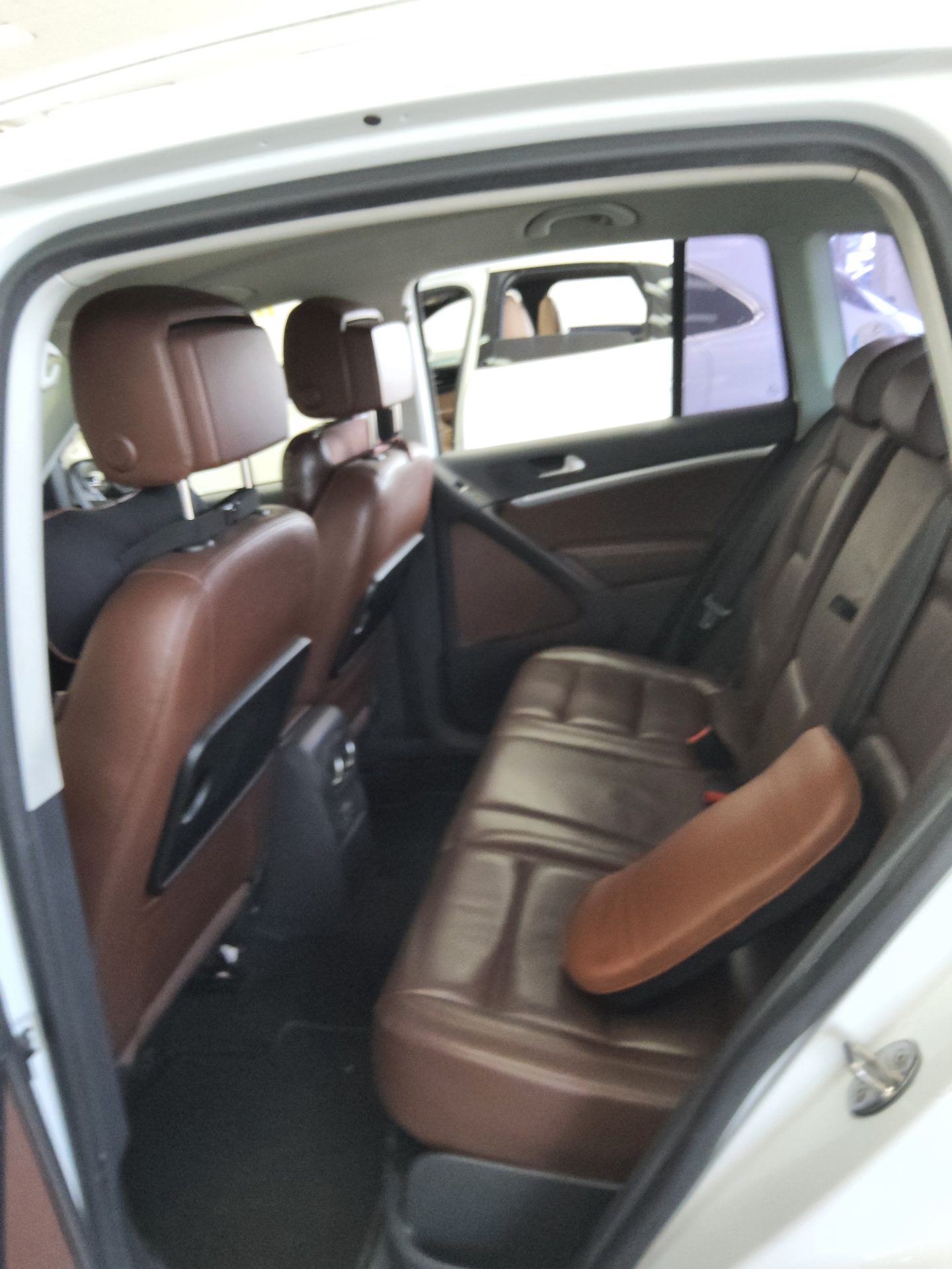 2016 - volkswagen tiguan