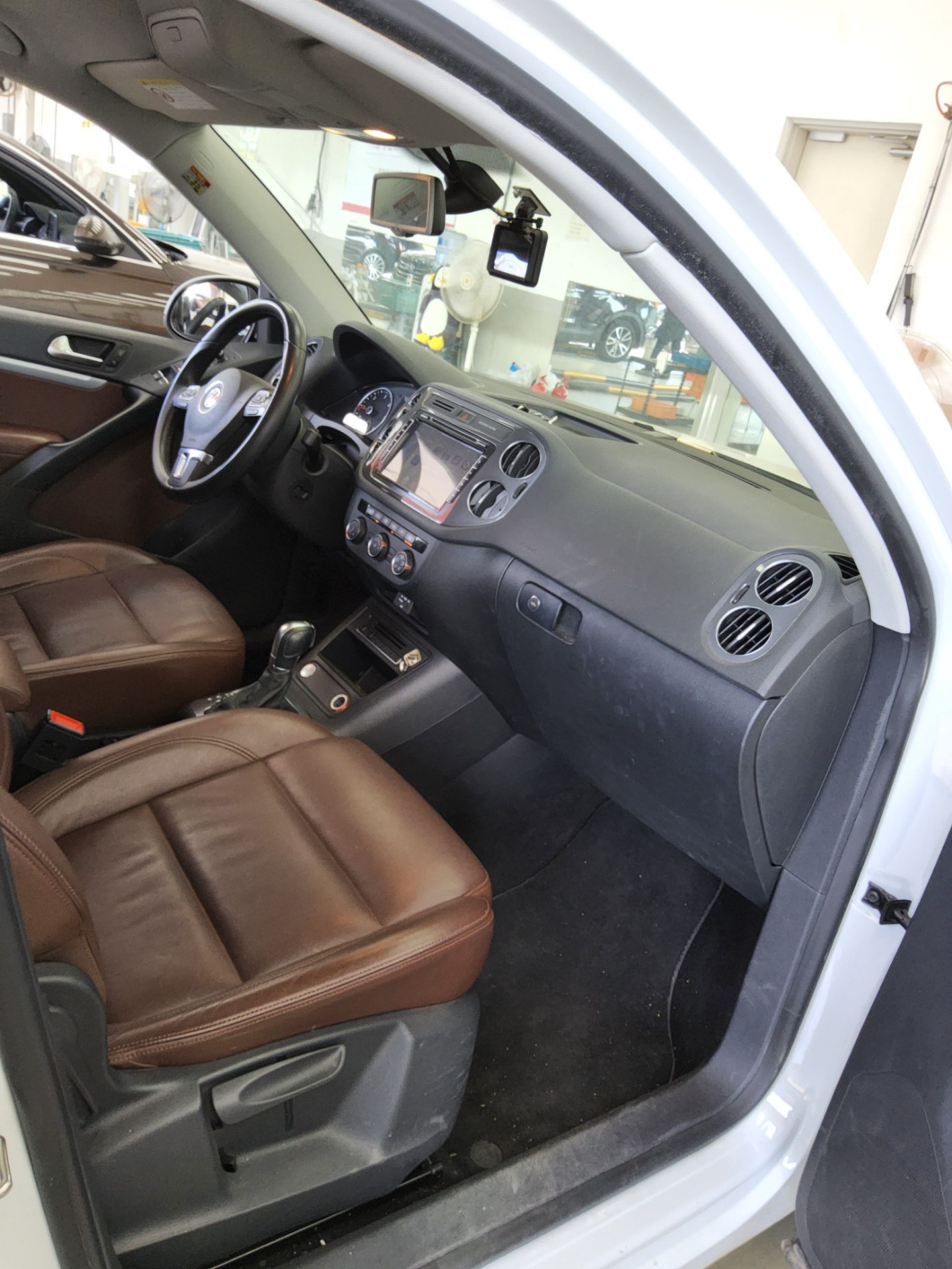 2016 - volkswagen tiguan