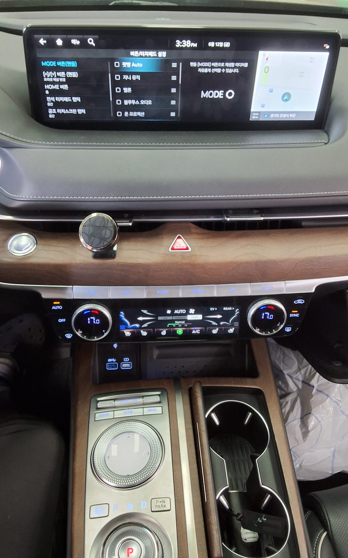 2022 - genesis eg80