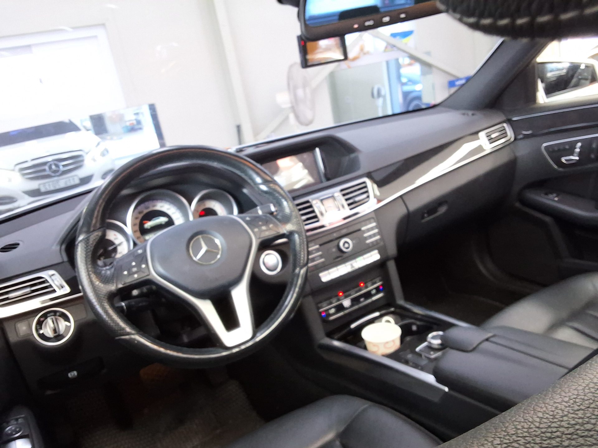 2016 - mercedes-benz e220