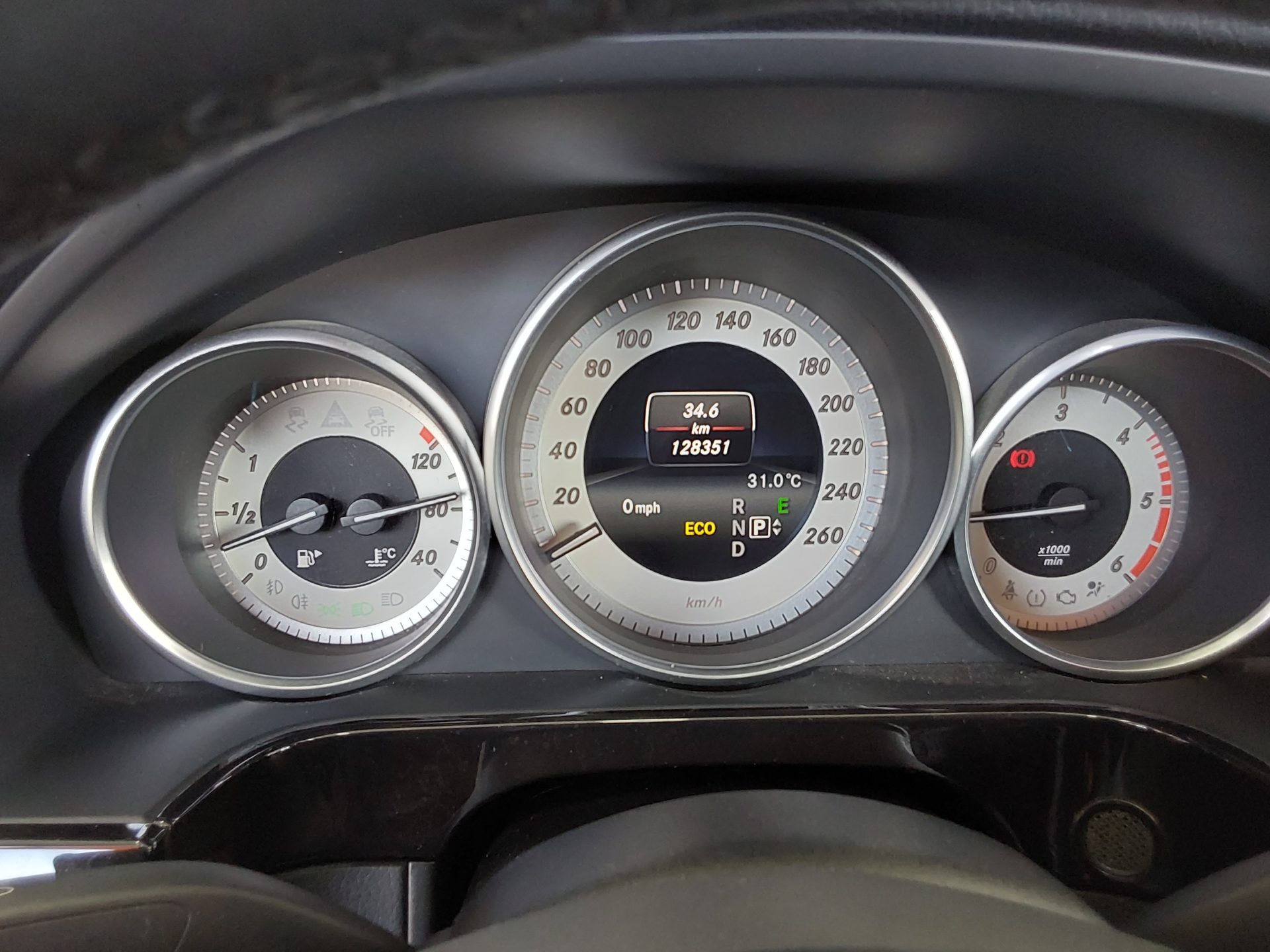 2014 - mercedes-benz e220