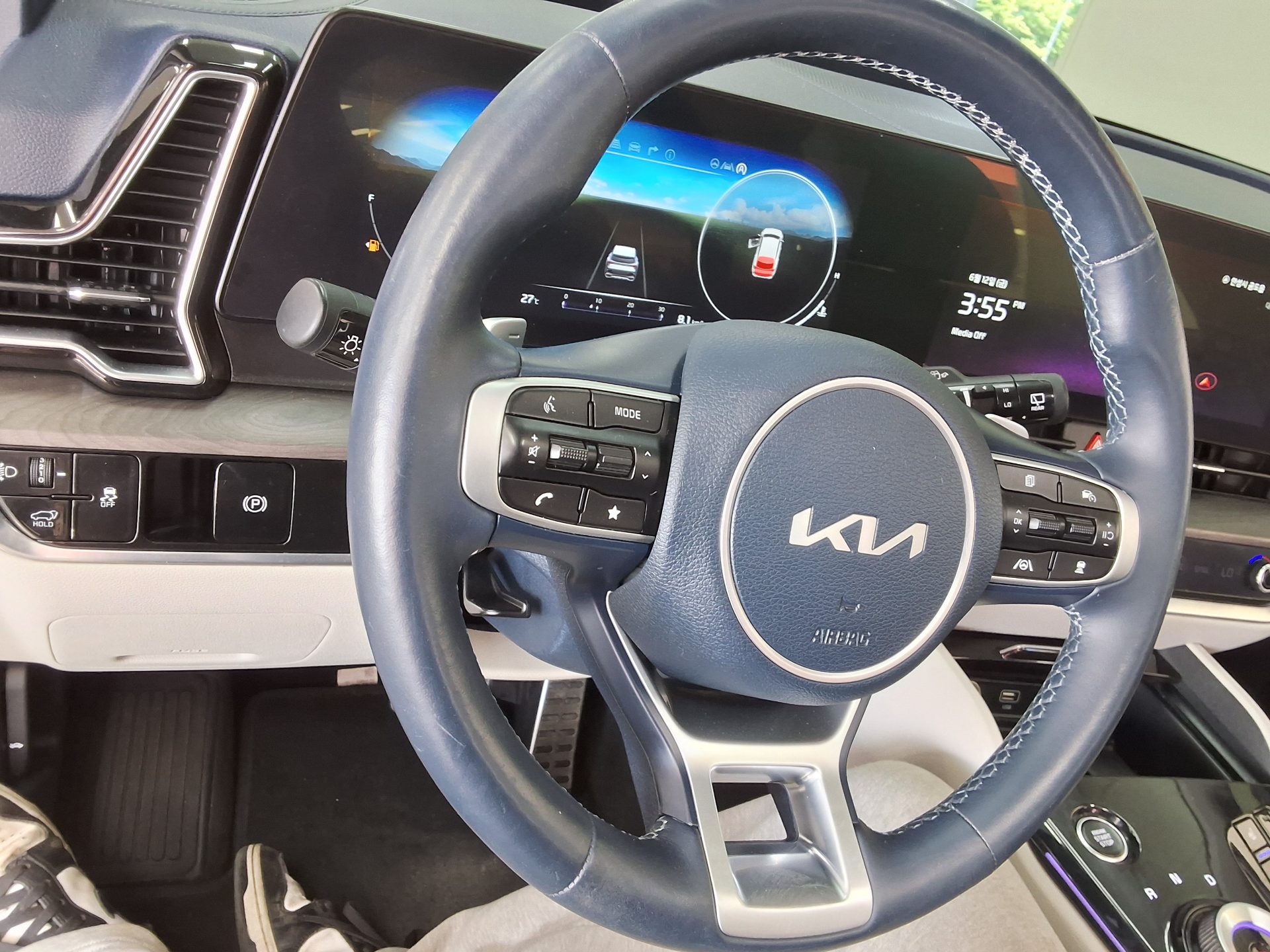 2022 - kia sportage
