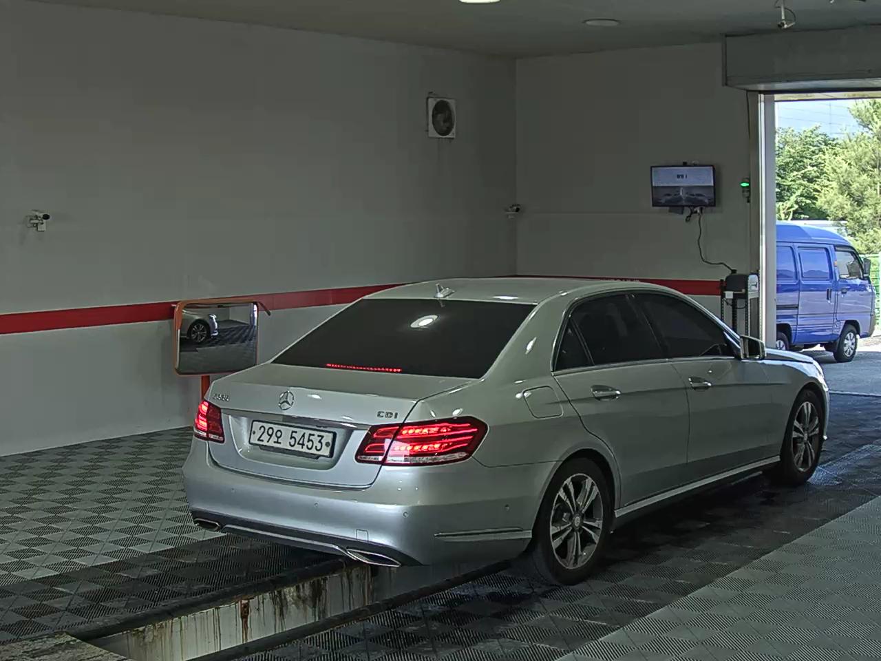 2014 - mercedes-benz e220