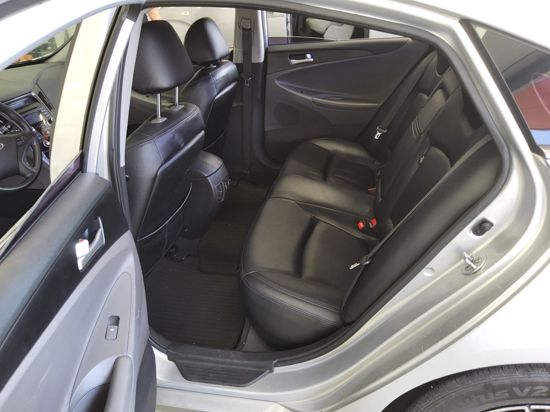2013 - hyundai sonata