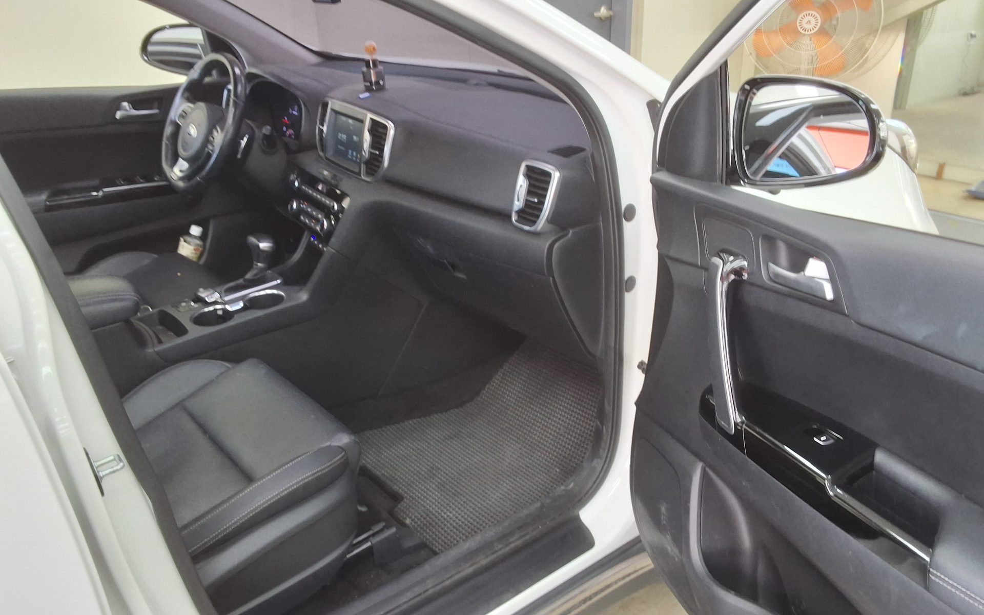 2016 - kia sportage