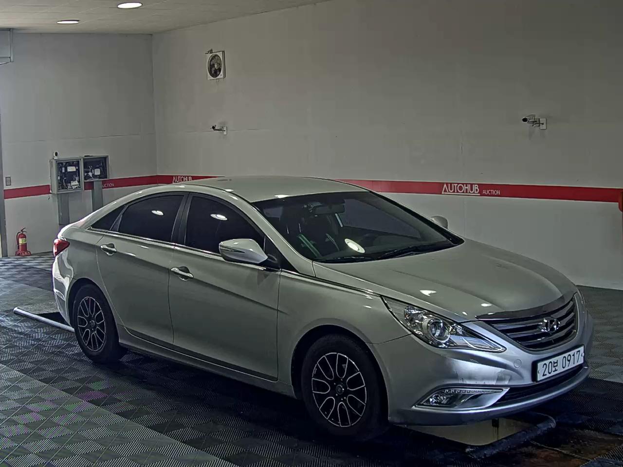 2013 - hyundai sonata