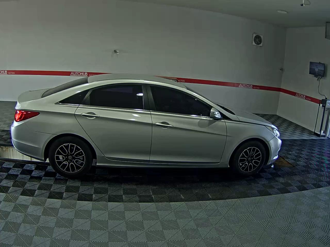 2013 - hyundai sonata