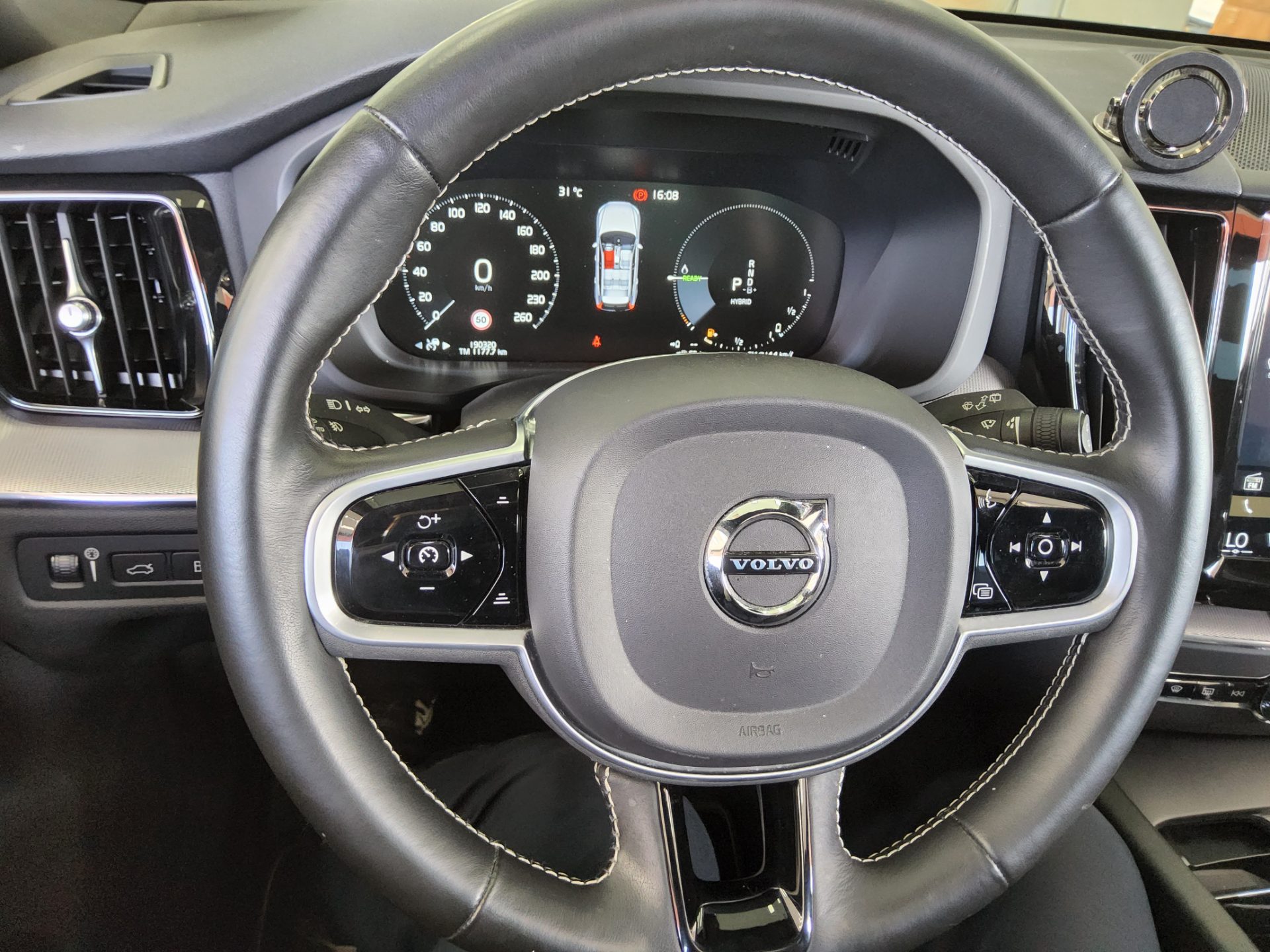 2021 - volvo xc60