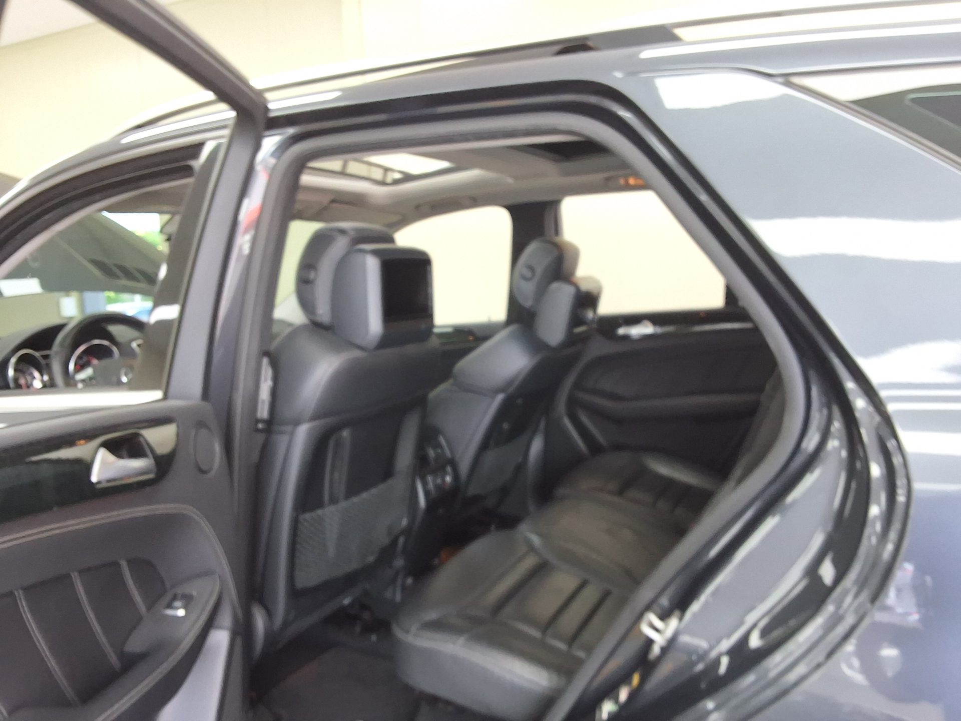 2013 - mercedes-benz ml63