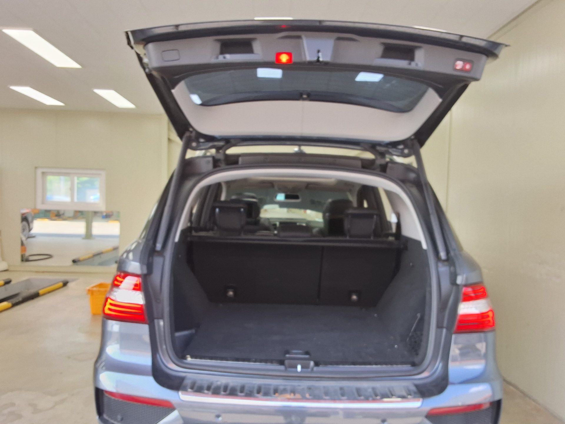 2013 - mercedes-benz ml63