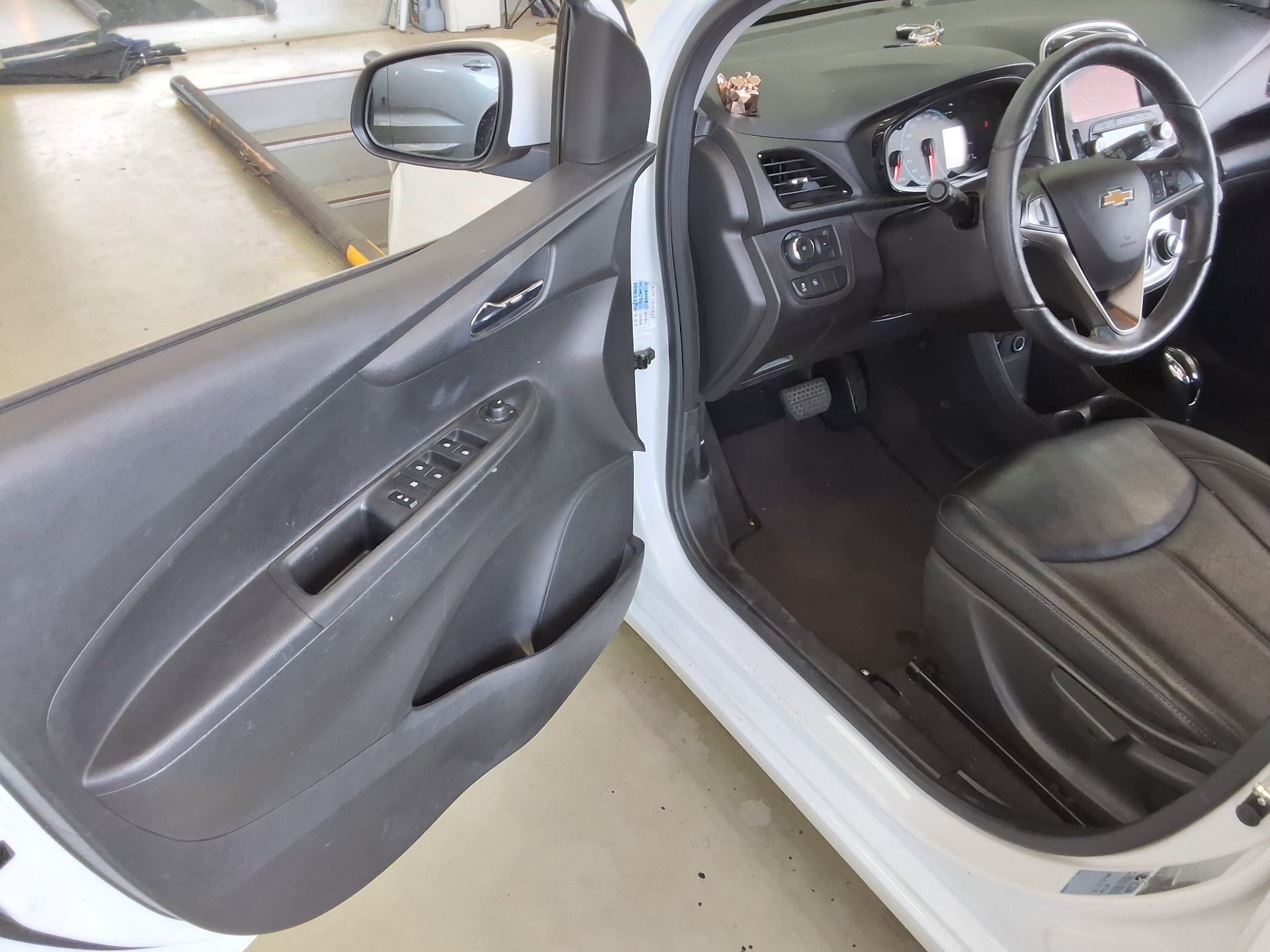 2017 - chevrolet spark