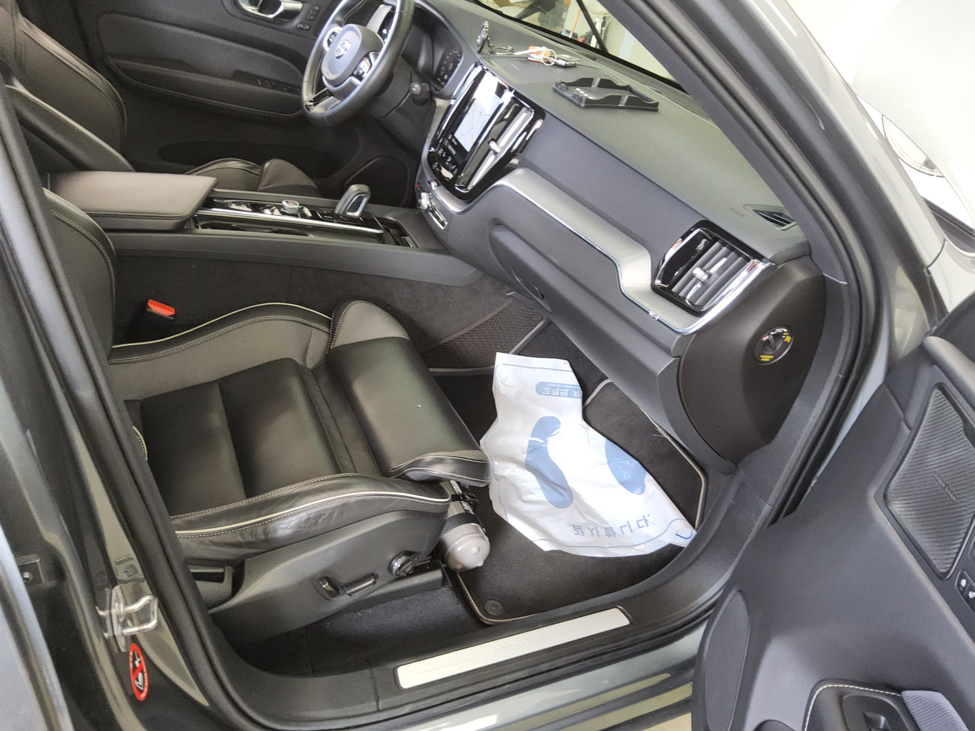 2021 - volvo xc60