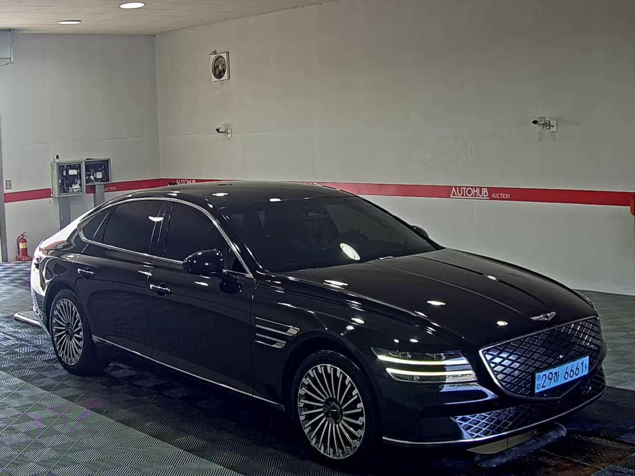 2022 - genesis eg80
