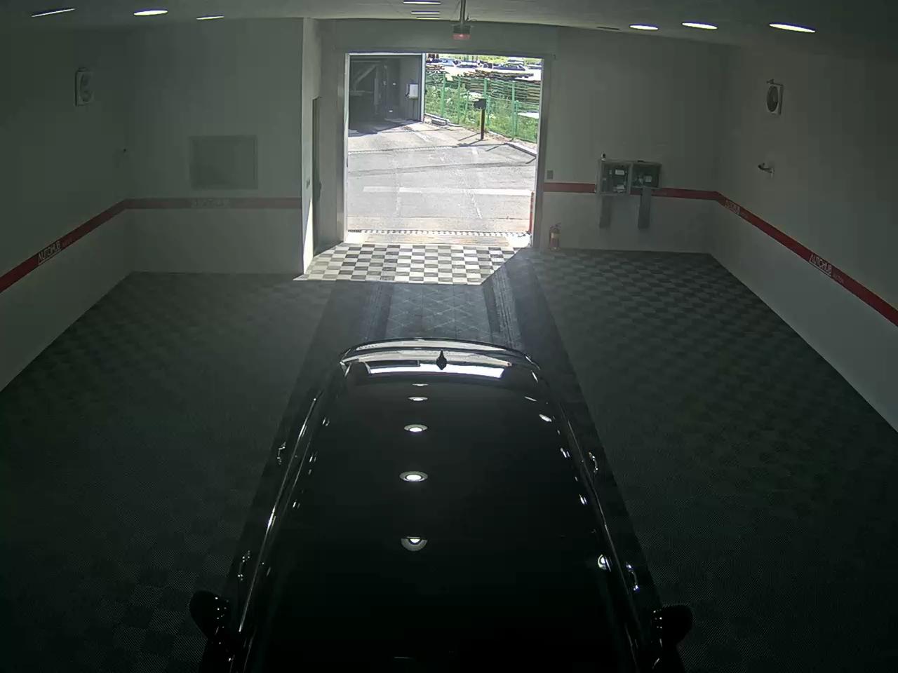 2022 - genesis eg80
