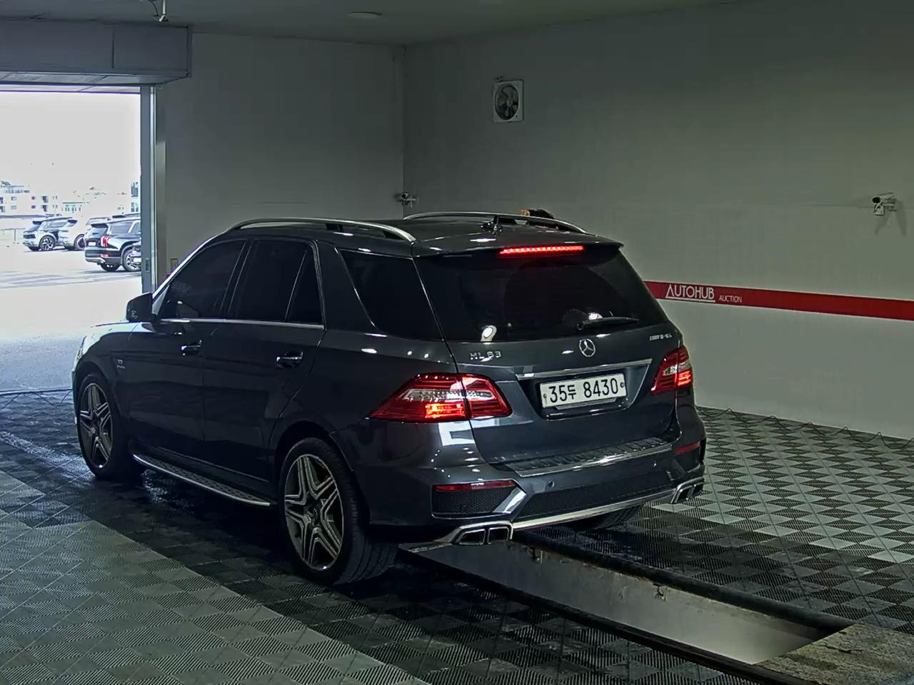 2013 - mercedes-benz ml63