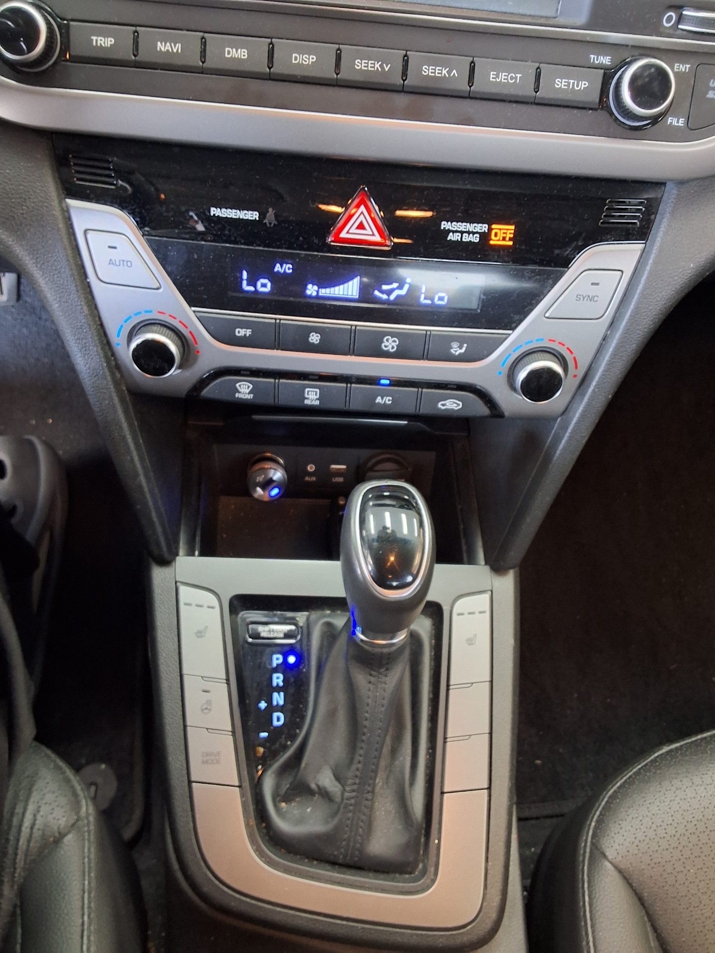 2016 - hyundai avante