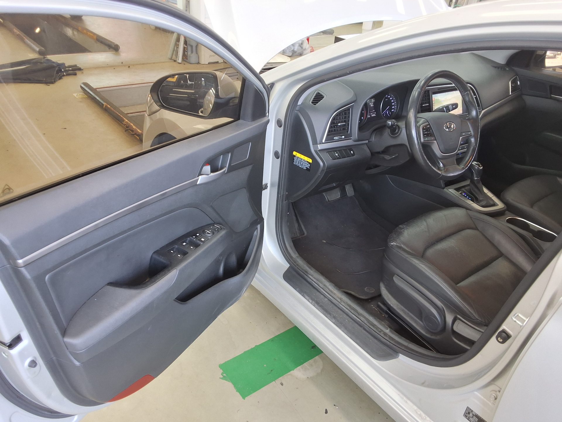 2016 - hyundai avante