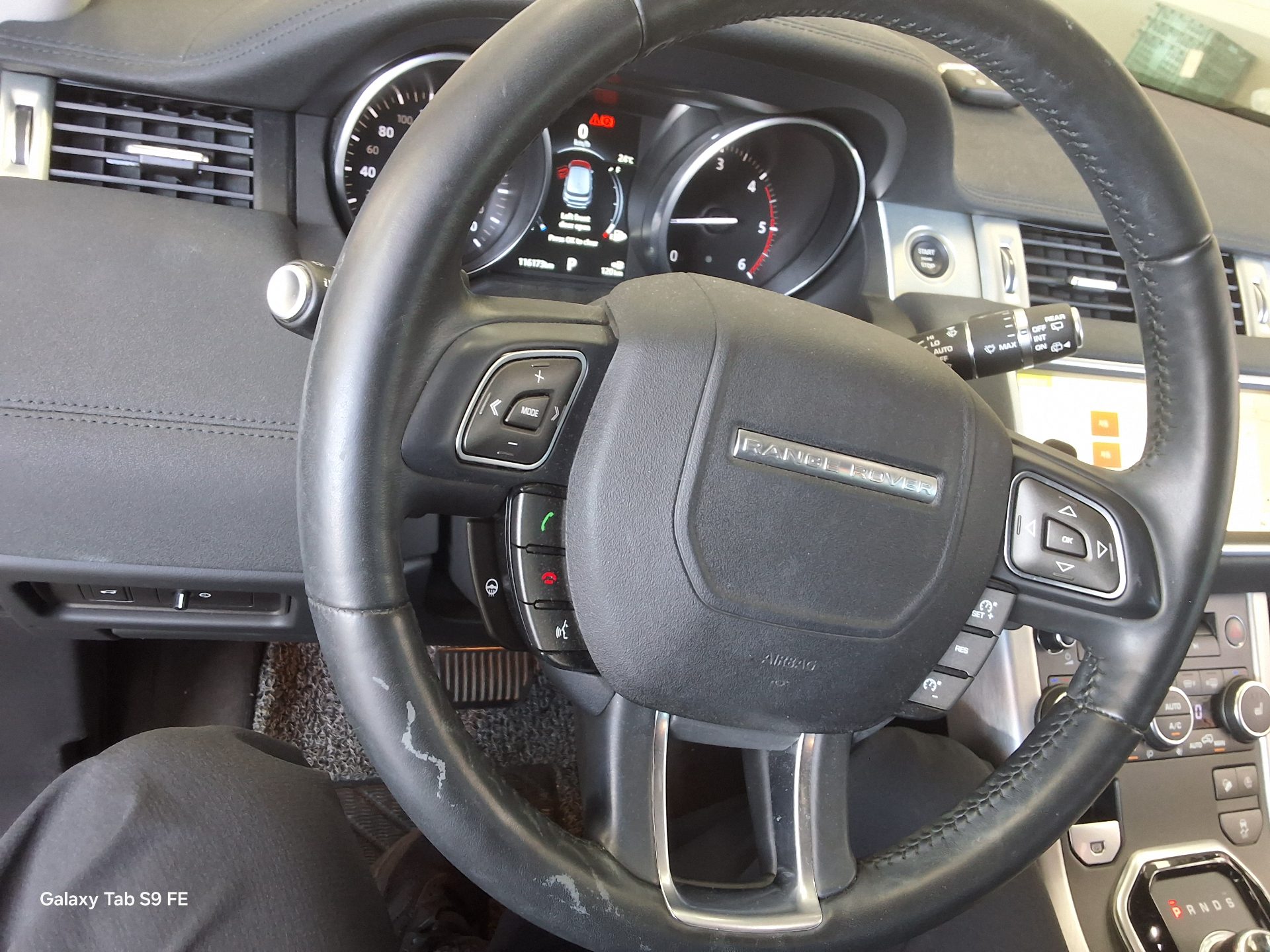 2018 - land rover range rover