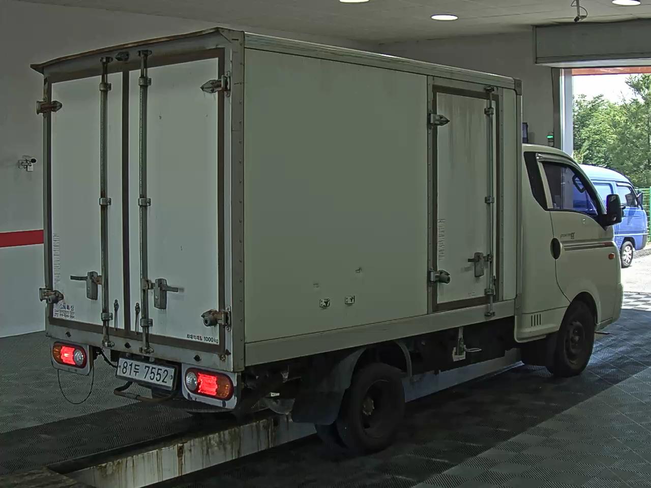 2016 - hyundai porter