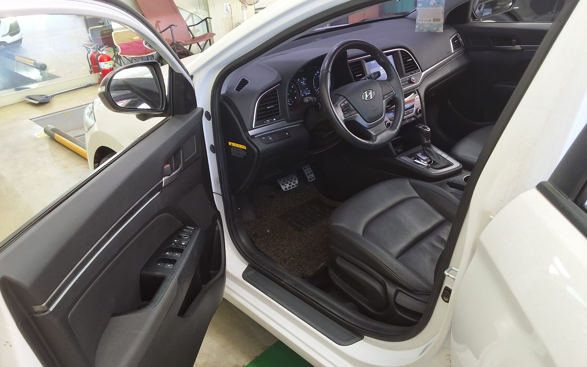 2016 - hyundai avante