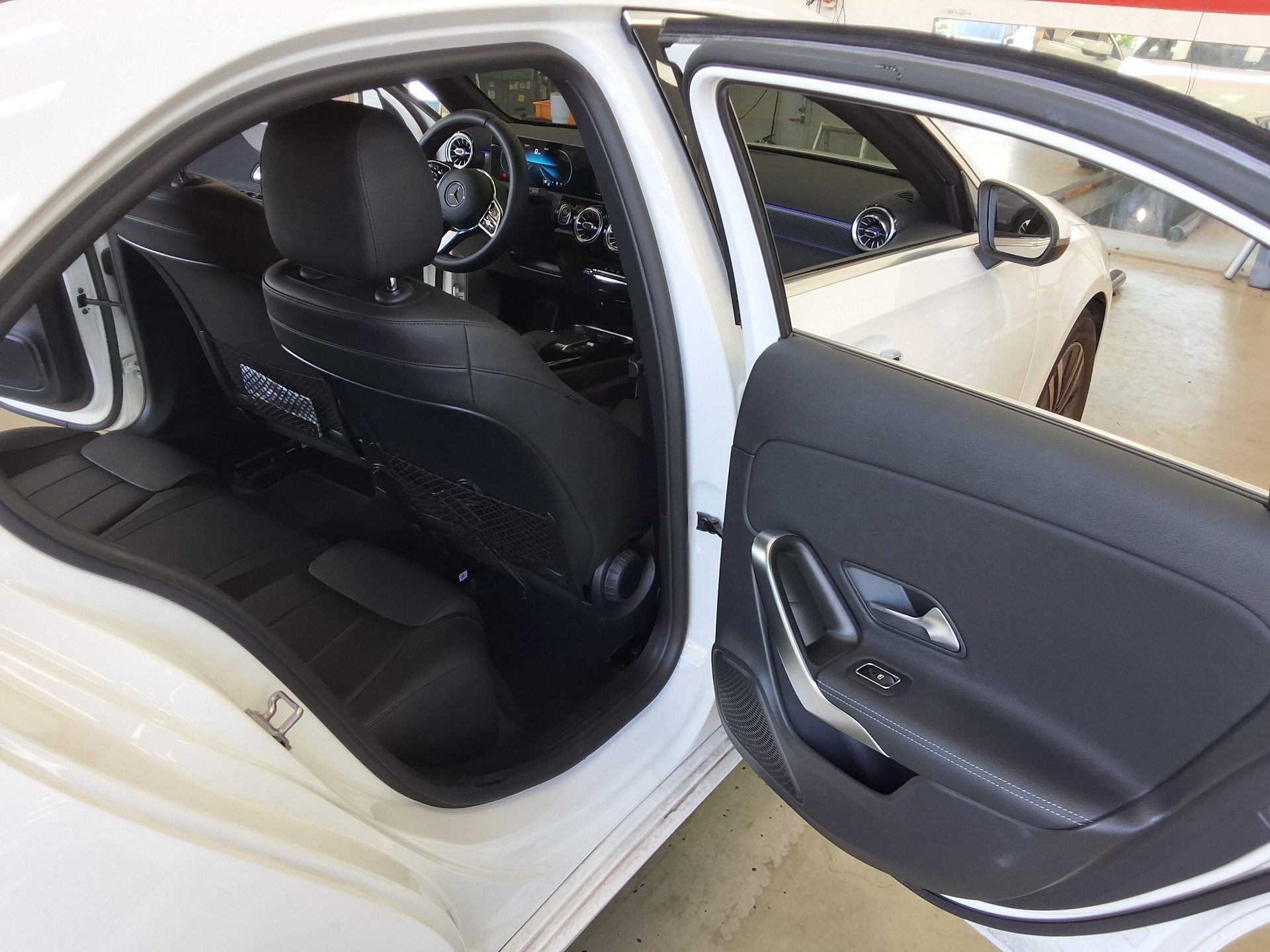 2021 - mercedes-benz a220
