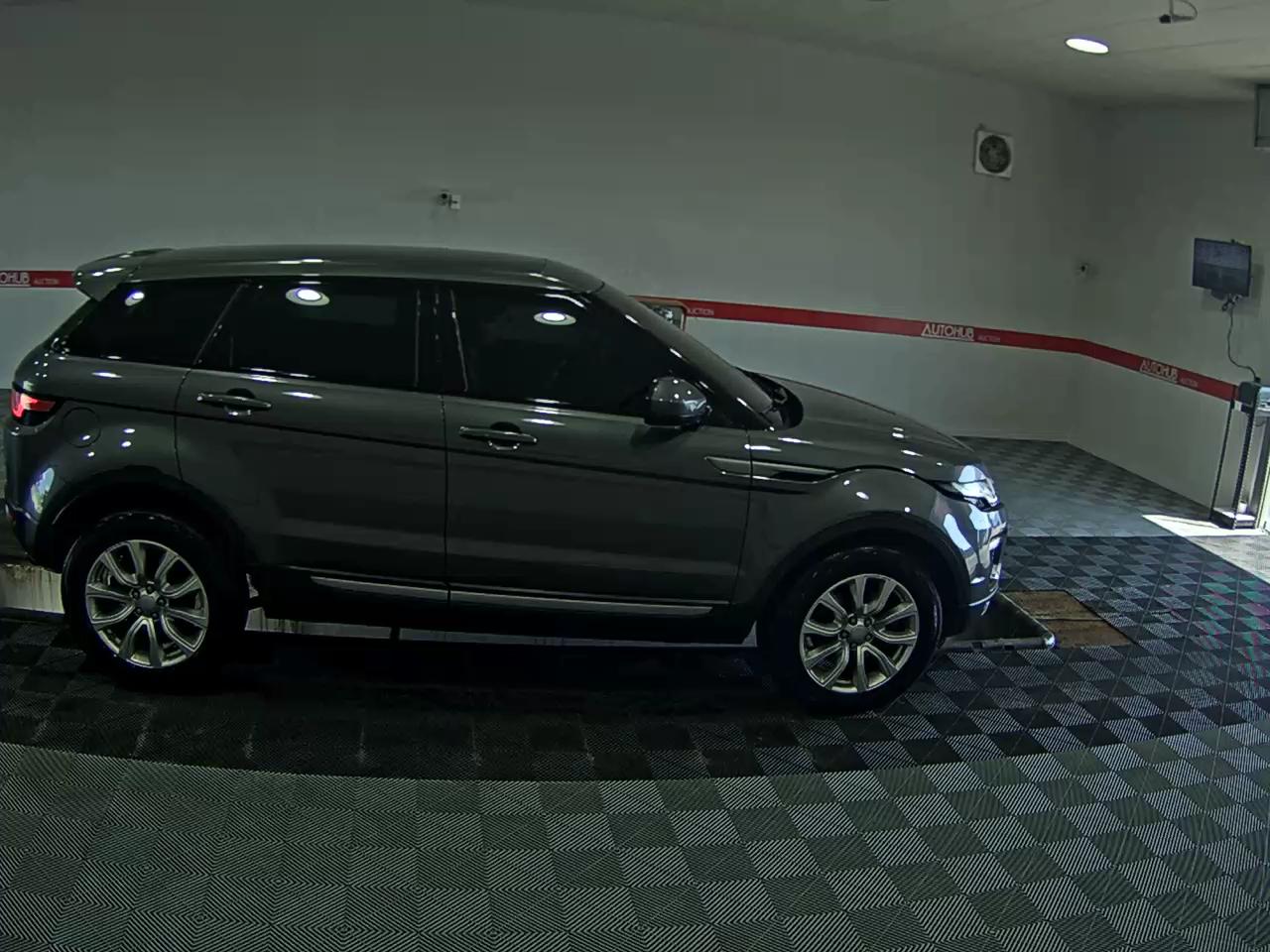 2018 - land rover range rover