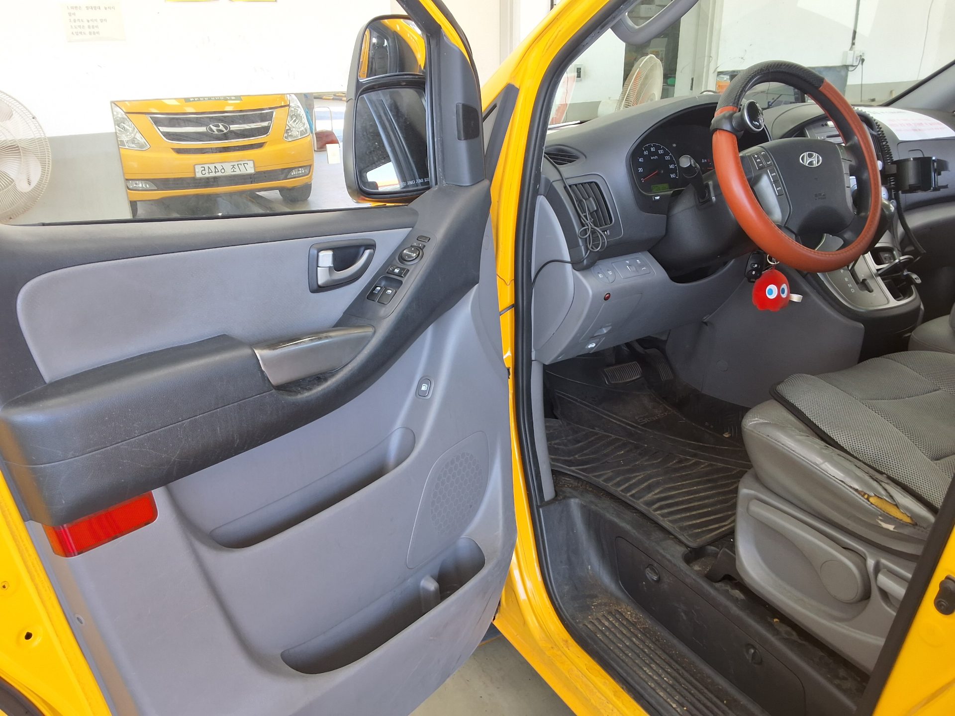 2015 - hyundai grand starex