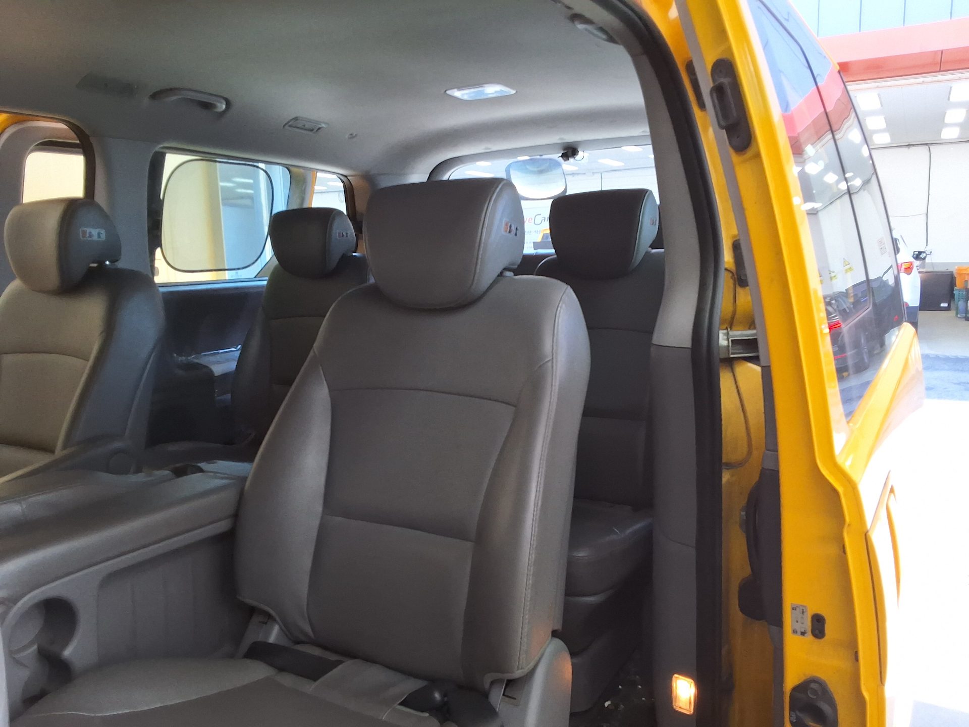 2015 - hyundai grand starex