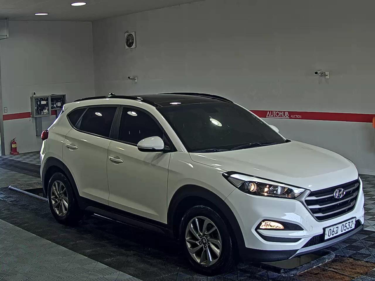 2016 - hyundai tucson