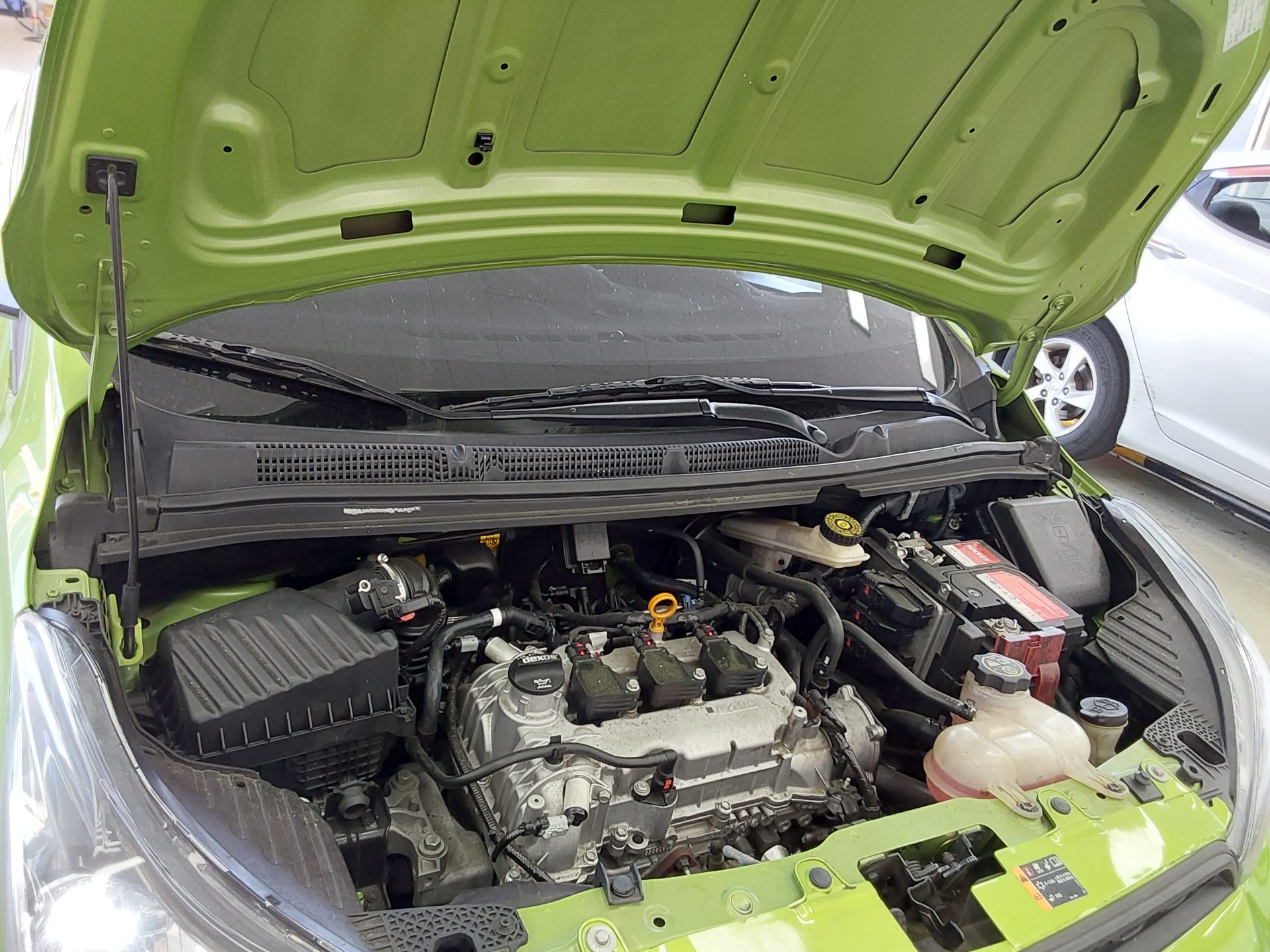 2016 - chevrolet spark