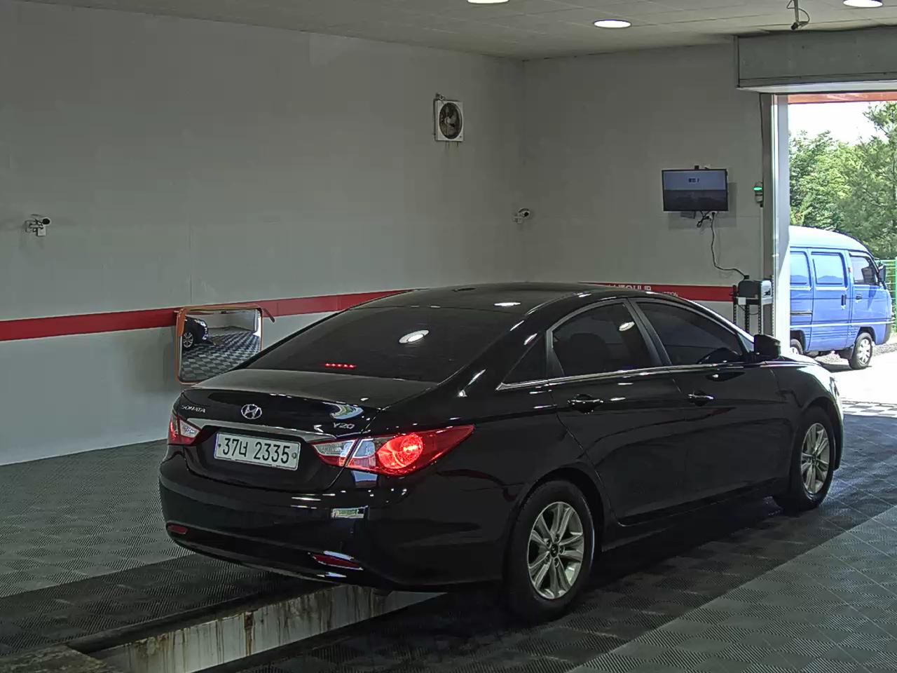 2012 - hyundai sonata