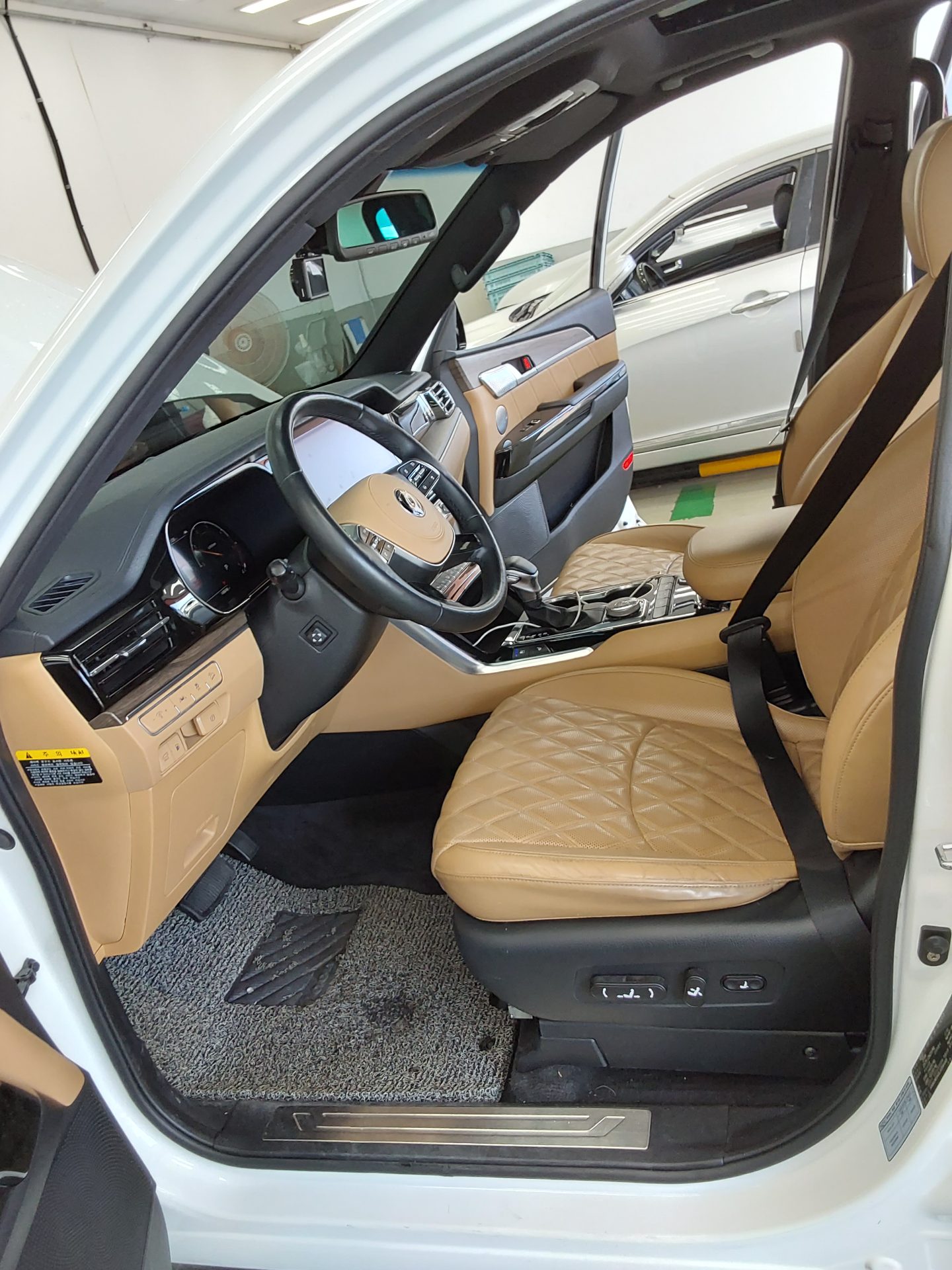 2020 - kia mohave