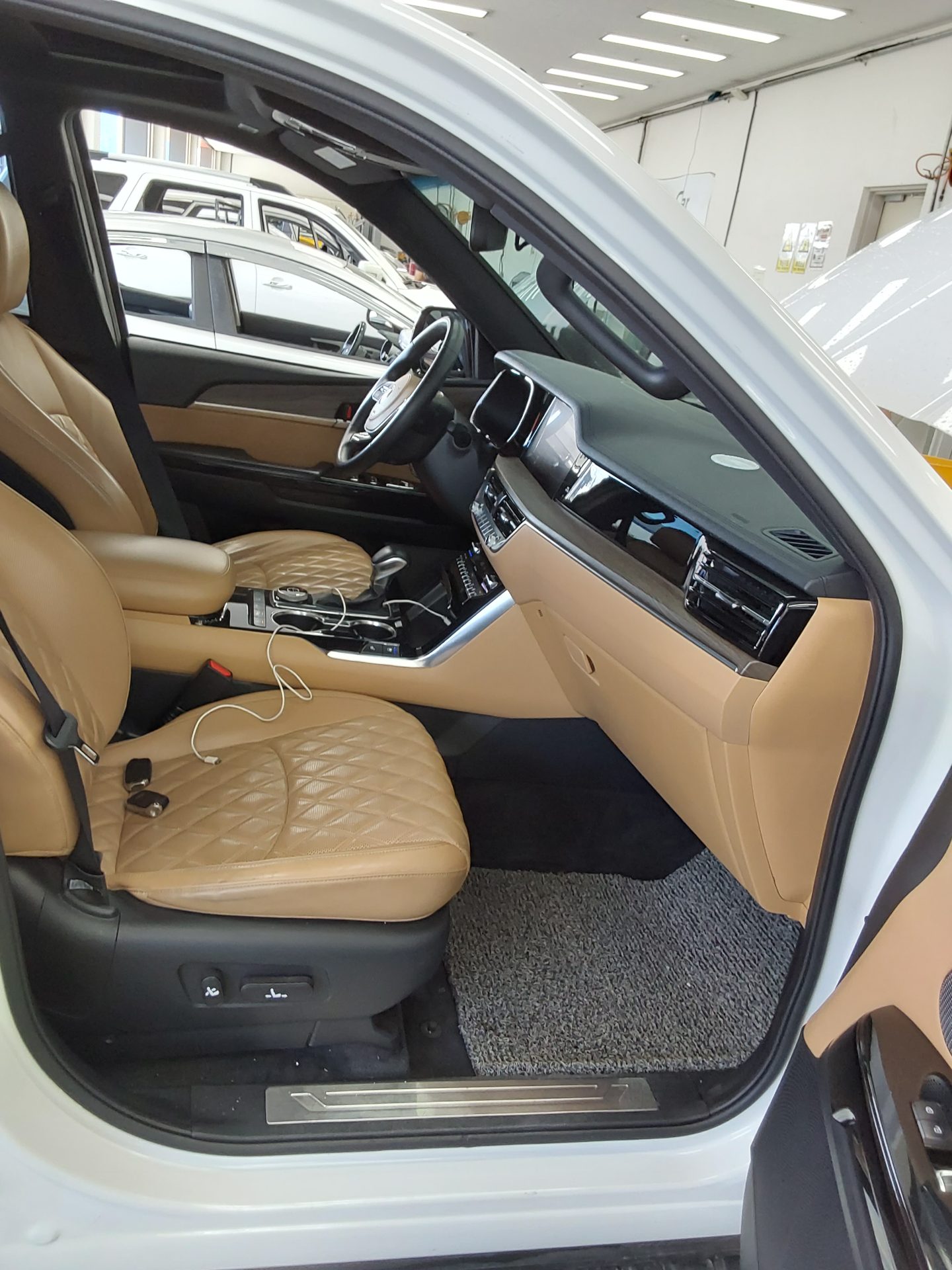 2020 - kia mohave