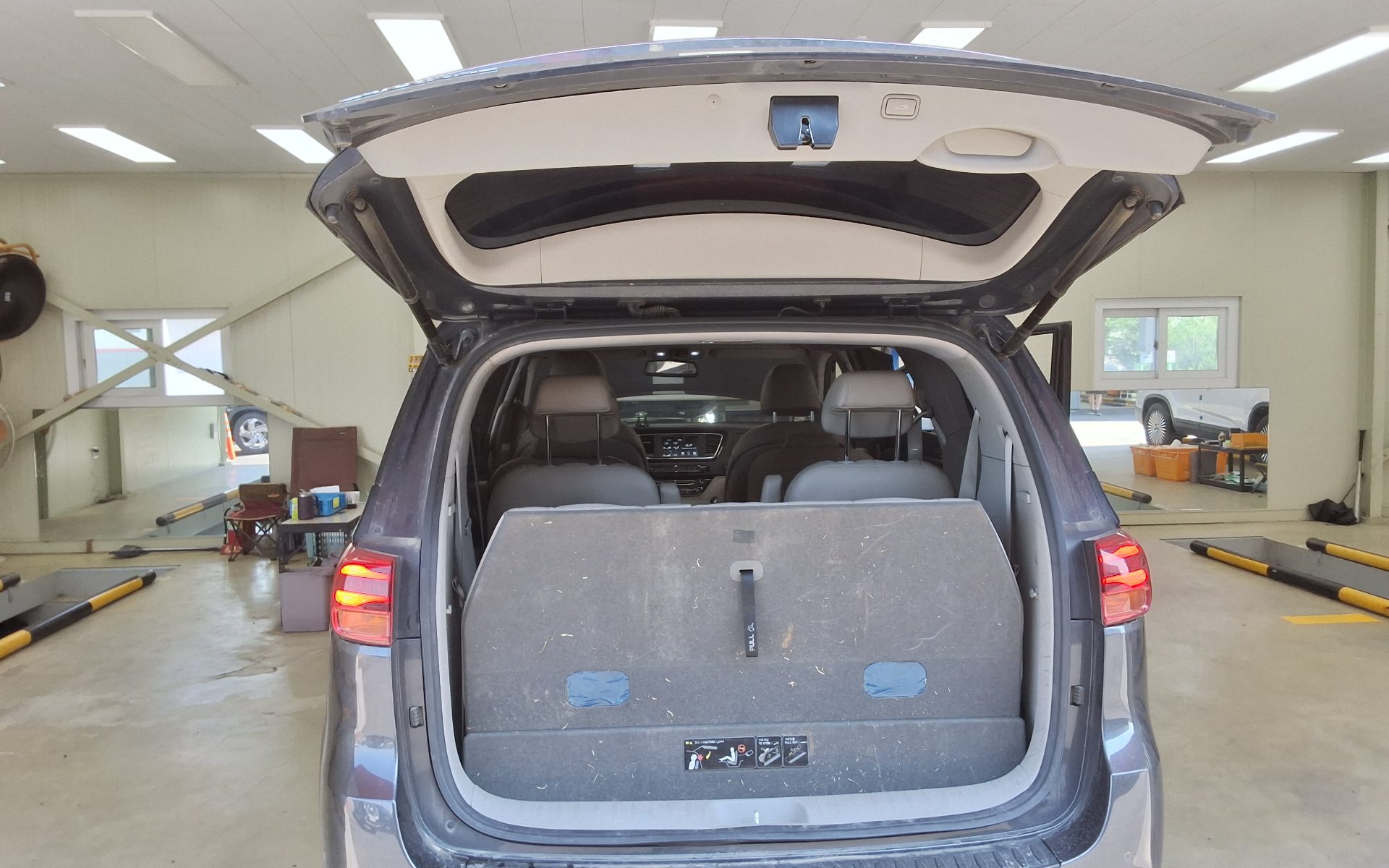 2019 - kia carnival