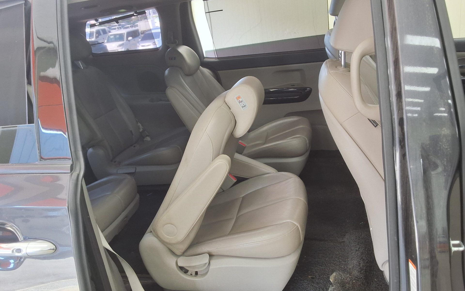 2019 - kia carnival