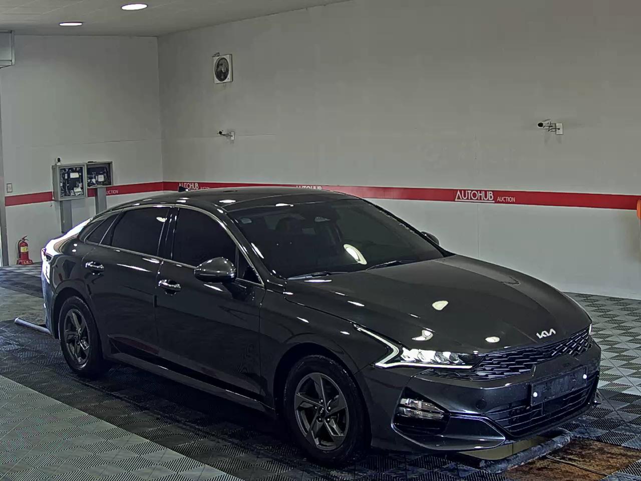 2023 - kia k5
