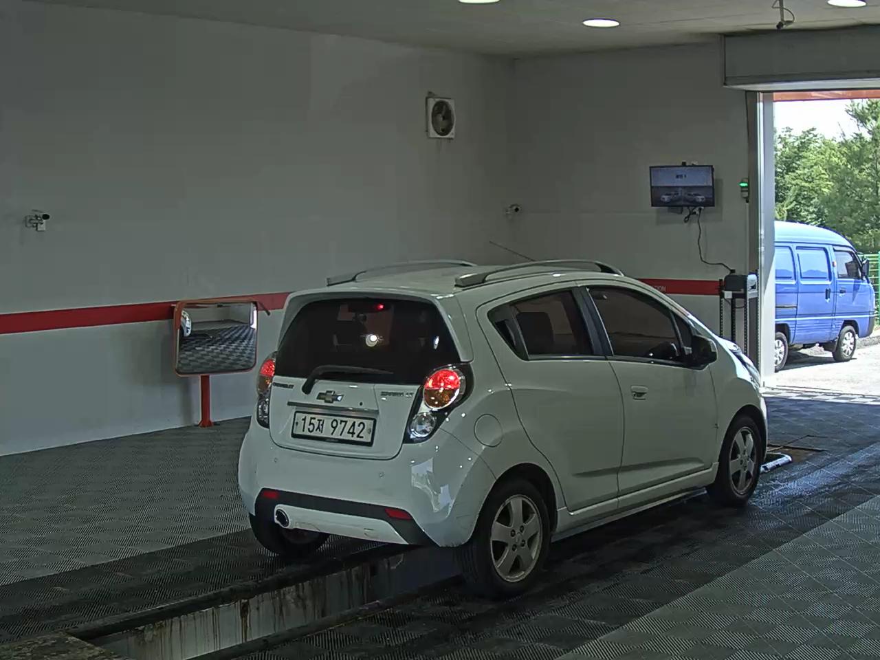 2012 - chevrolet spark