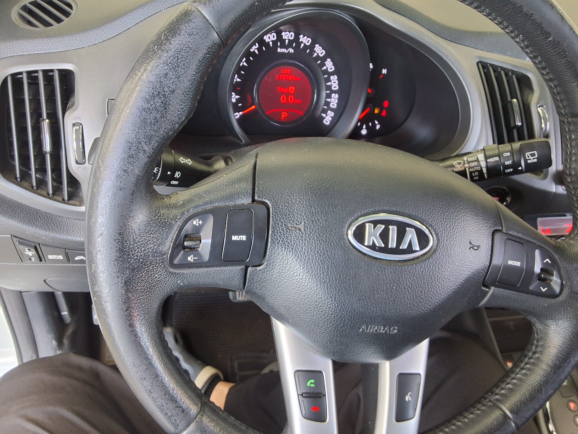 2011 - kia sportage