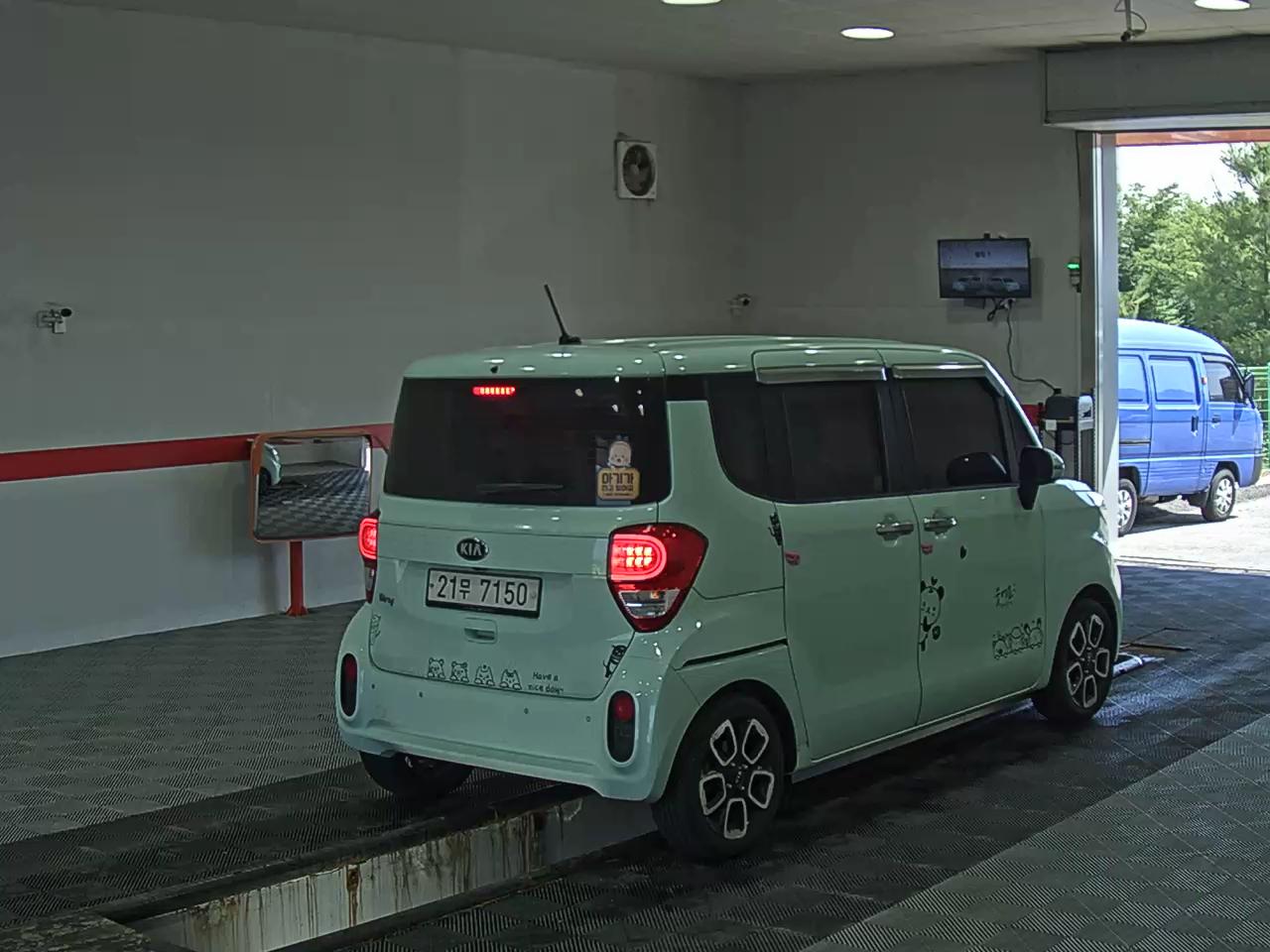 2018 - kia ray