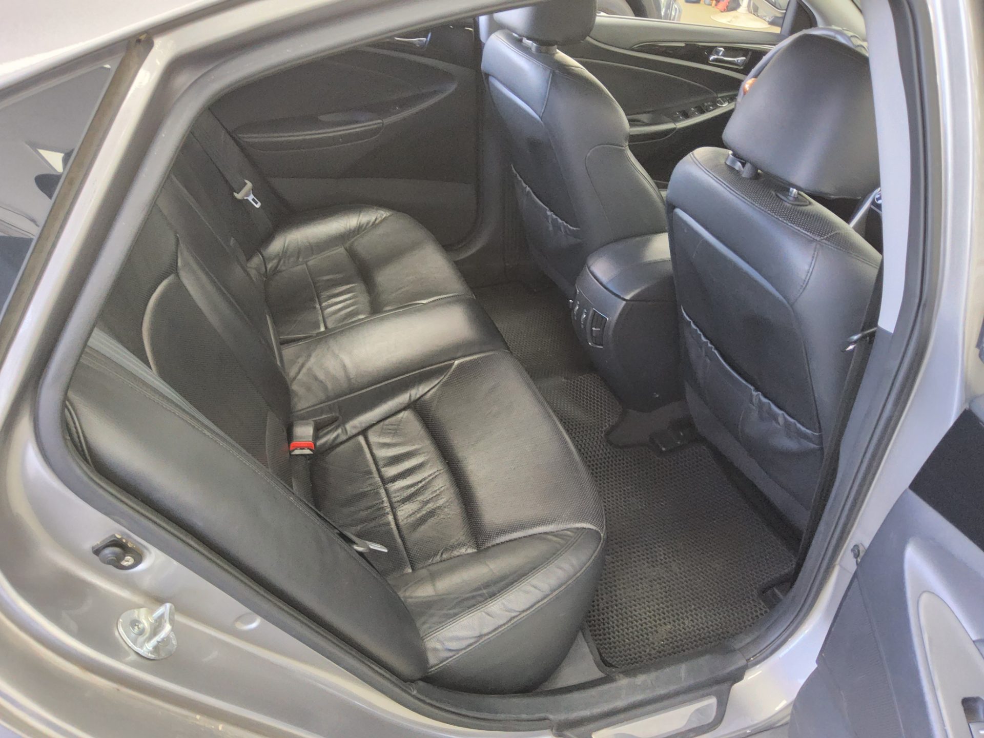 2010 - hyundai sonata