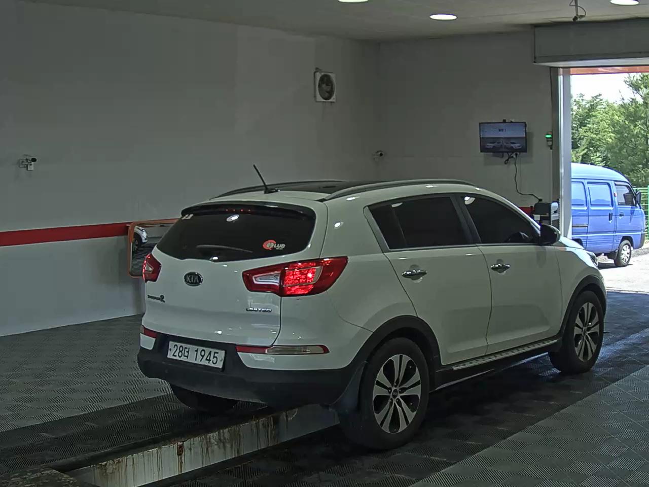 2011 - kia sportage