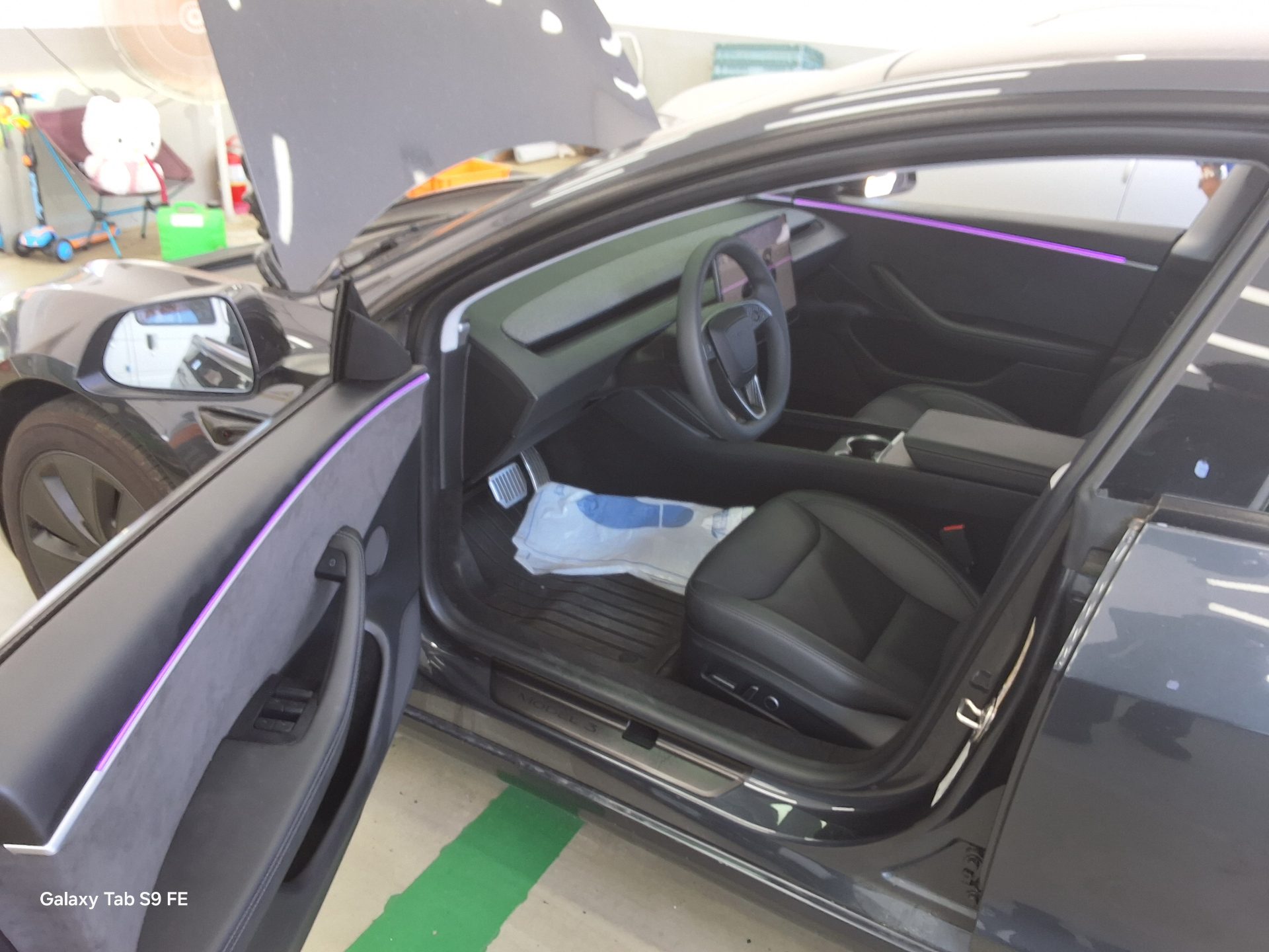 2024 - tesla model 3