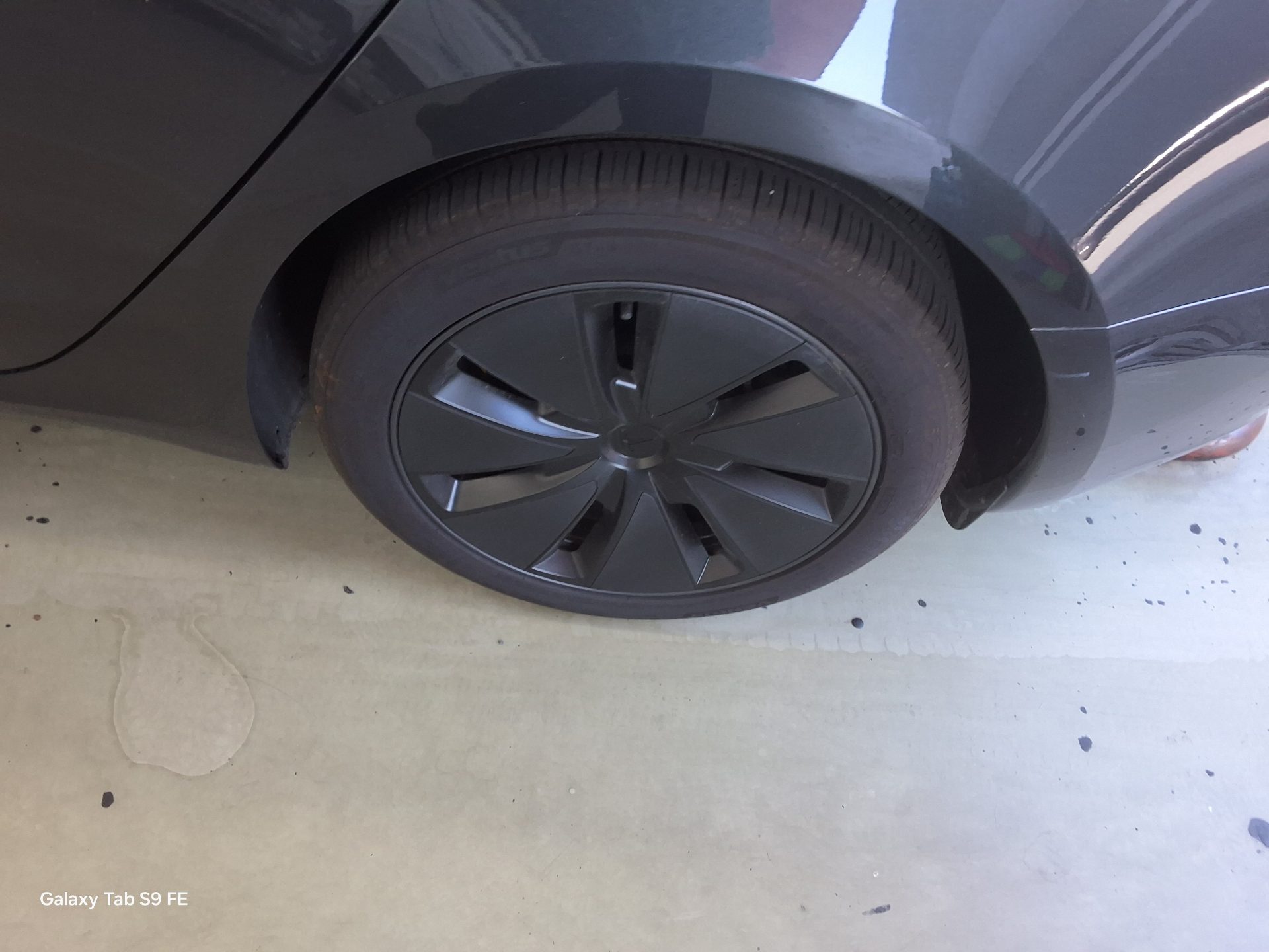 2024 - tesla model 3