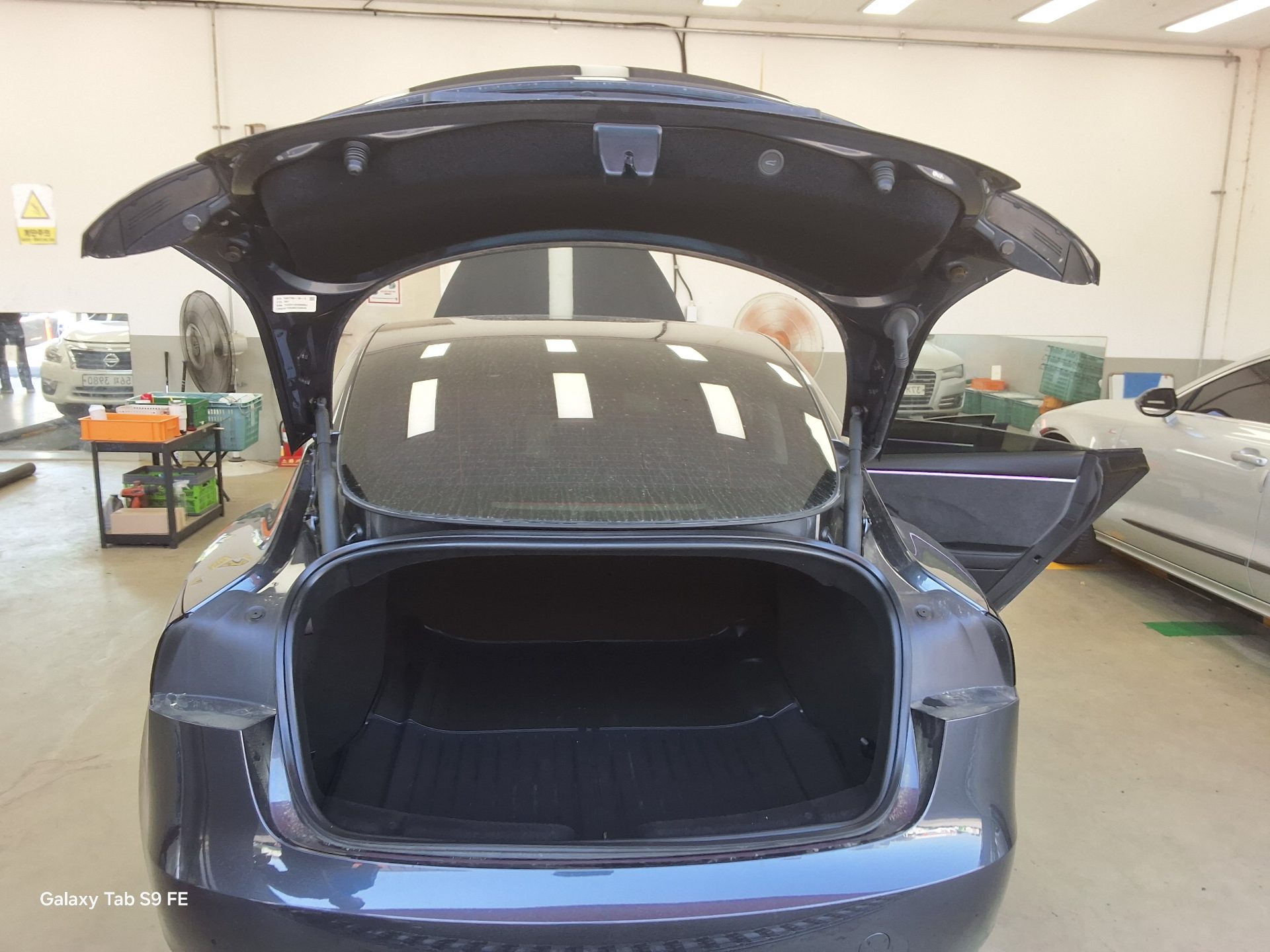 2024 - tesla model 3