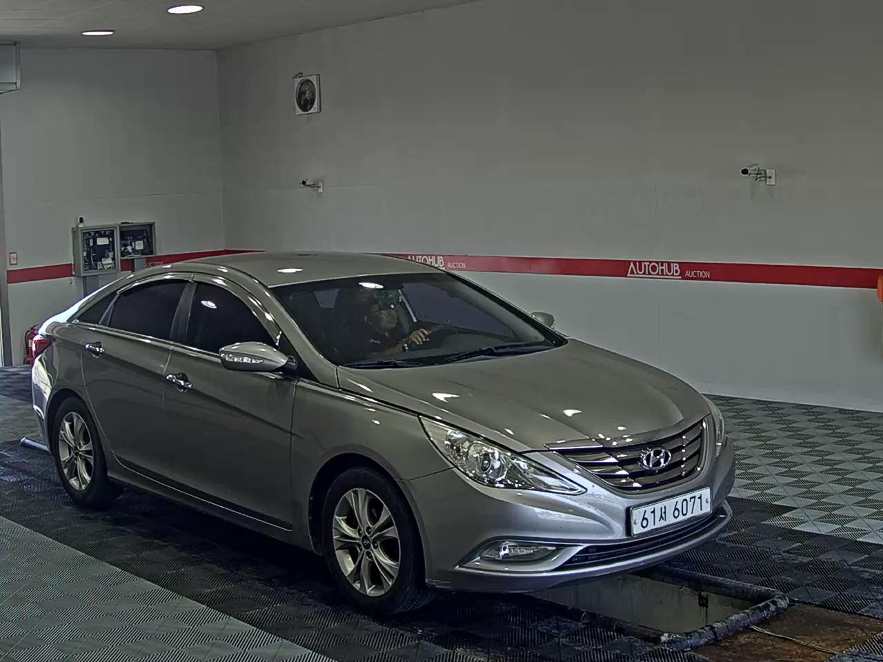 2010 - hyundai sonata