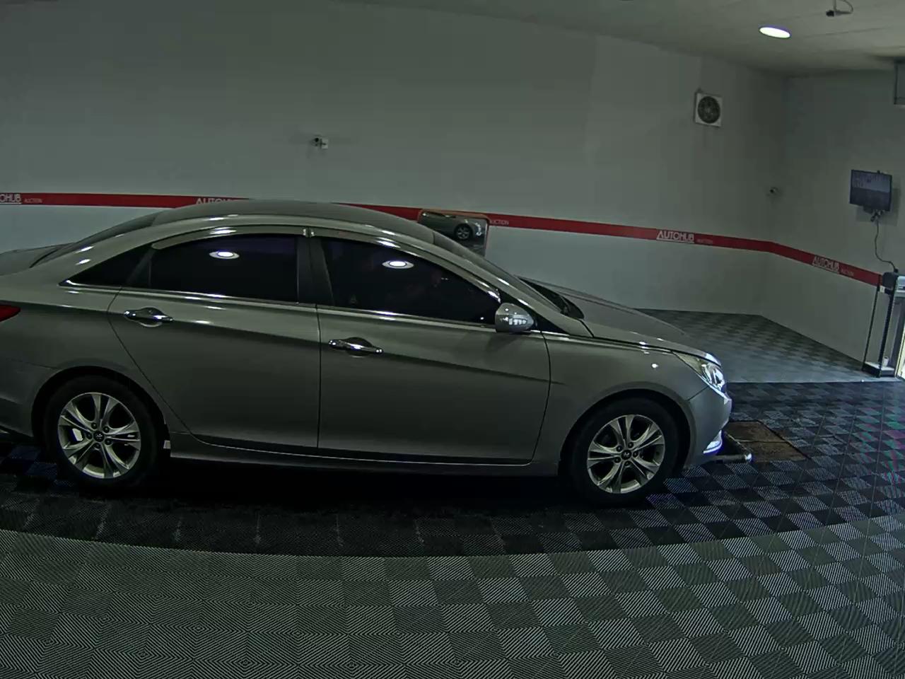 2010 - hyundai sonata